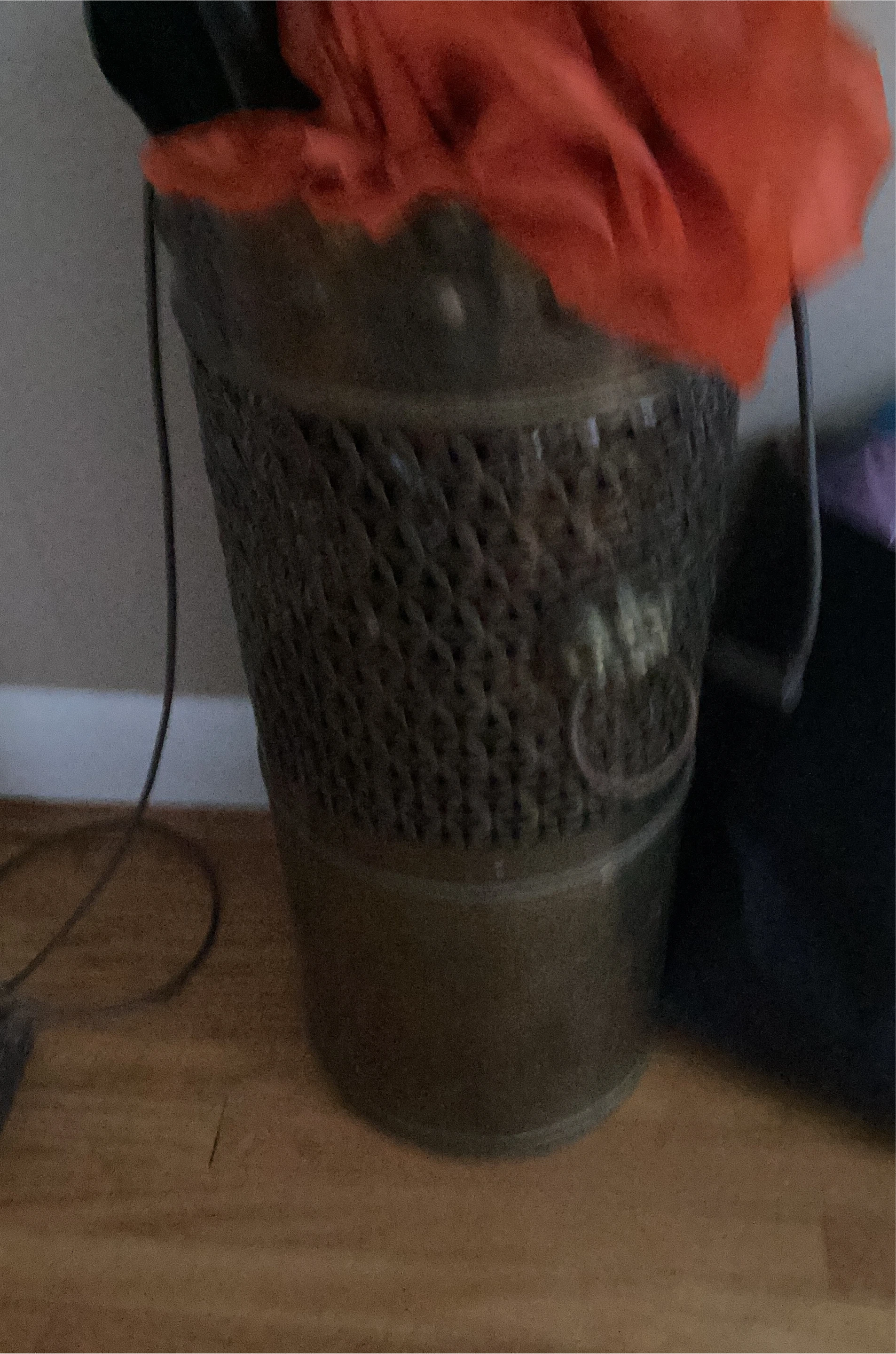 Vintage Metal Basket thumbnail