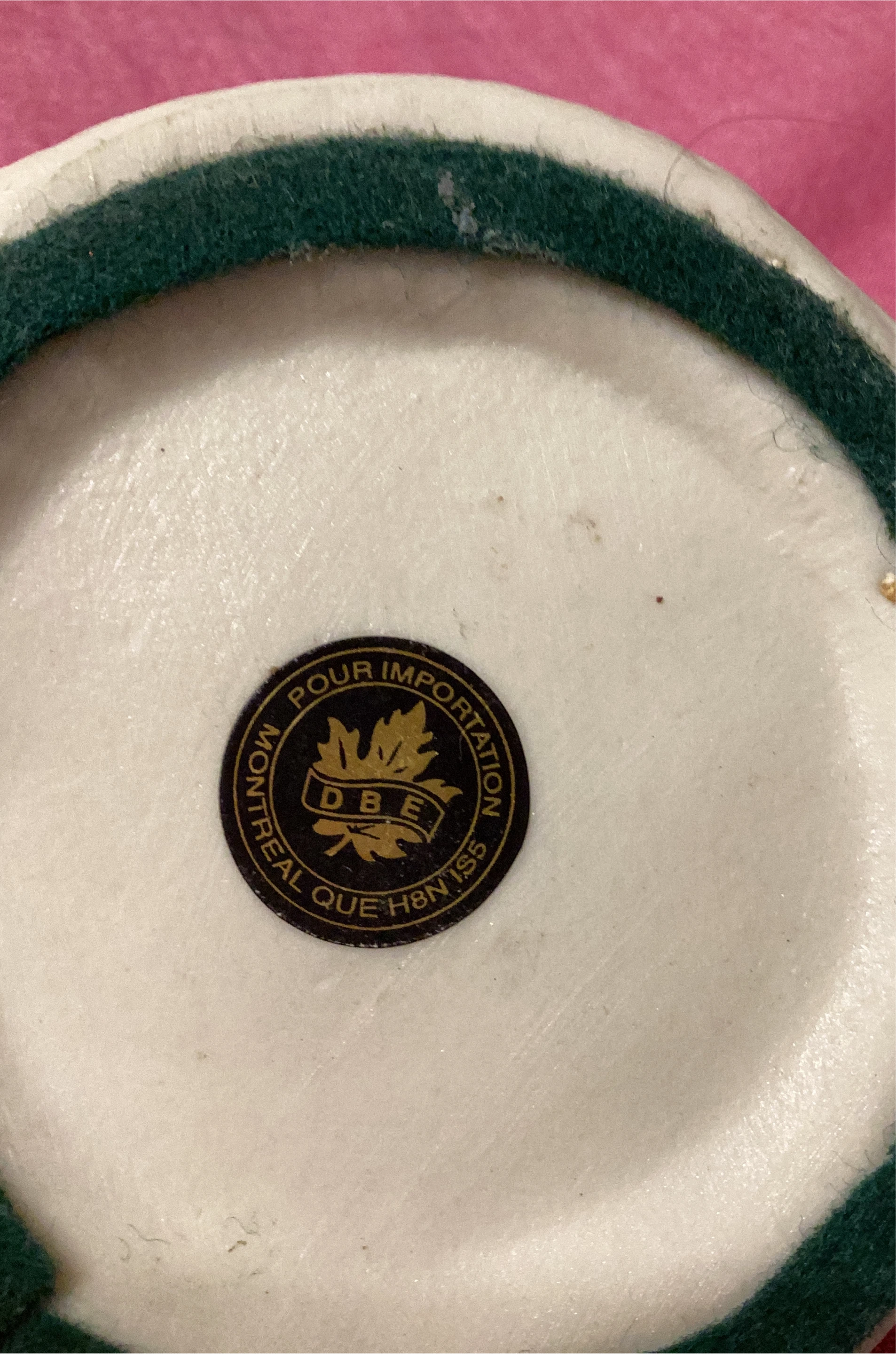 DBE Montreal Vase thumbnail