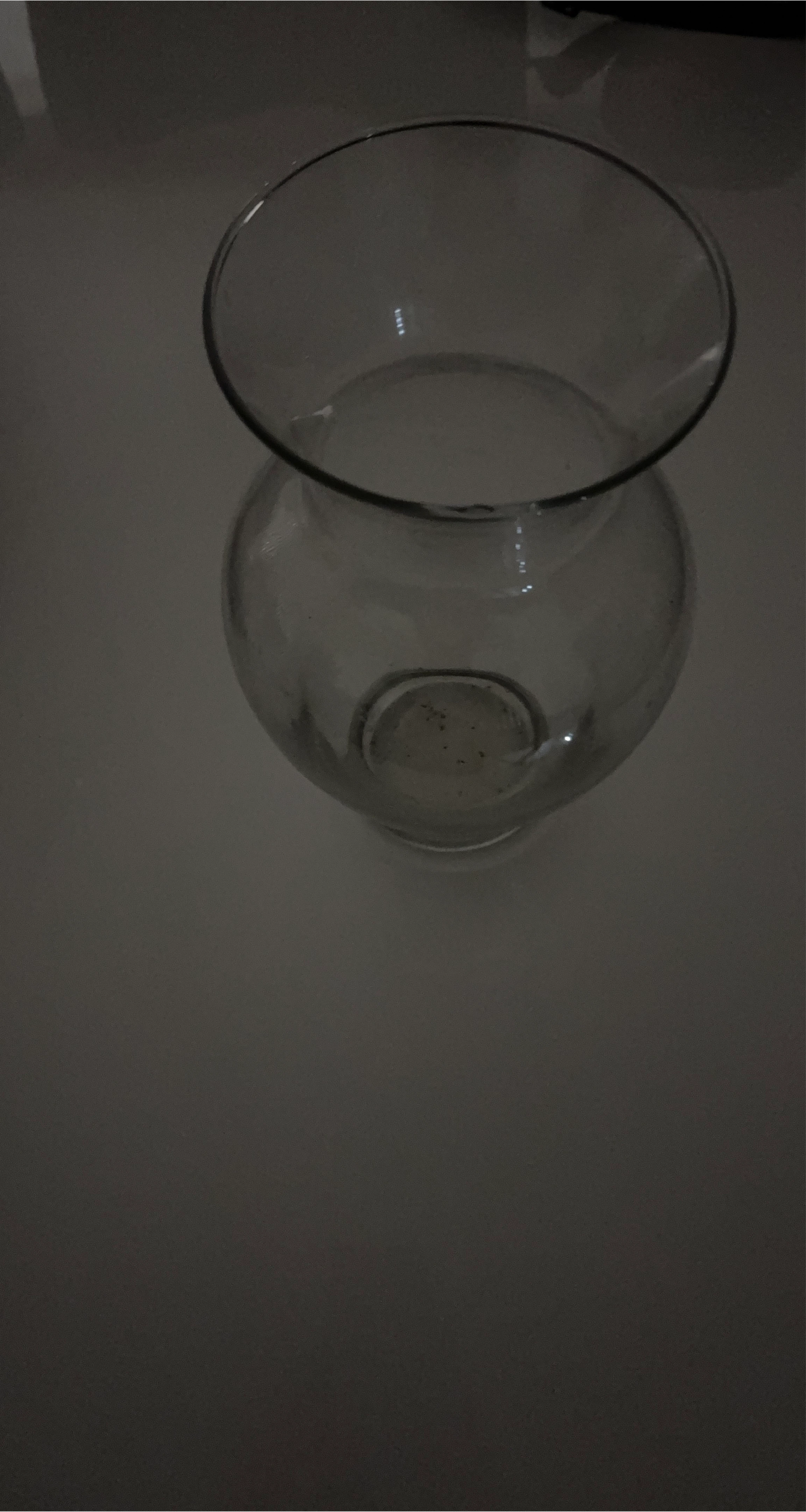 🧡 Clear Glass Vase