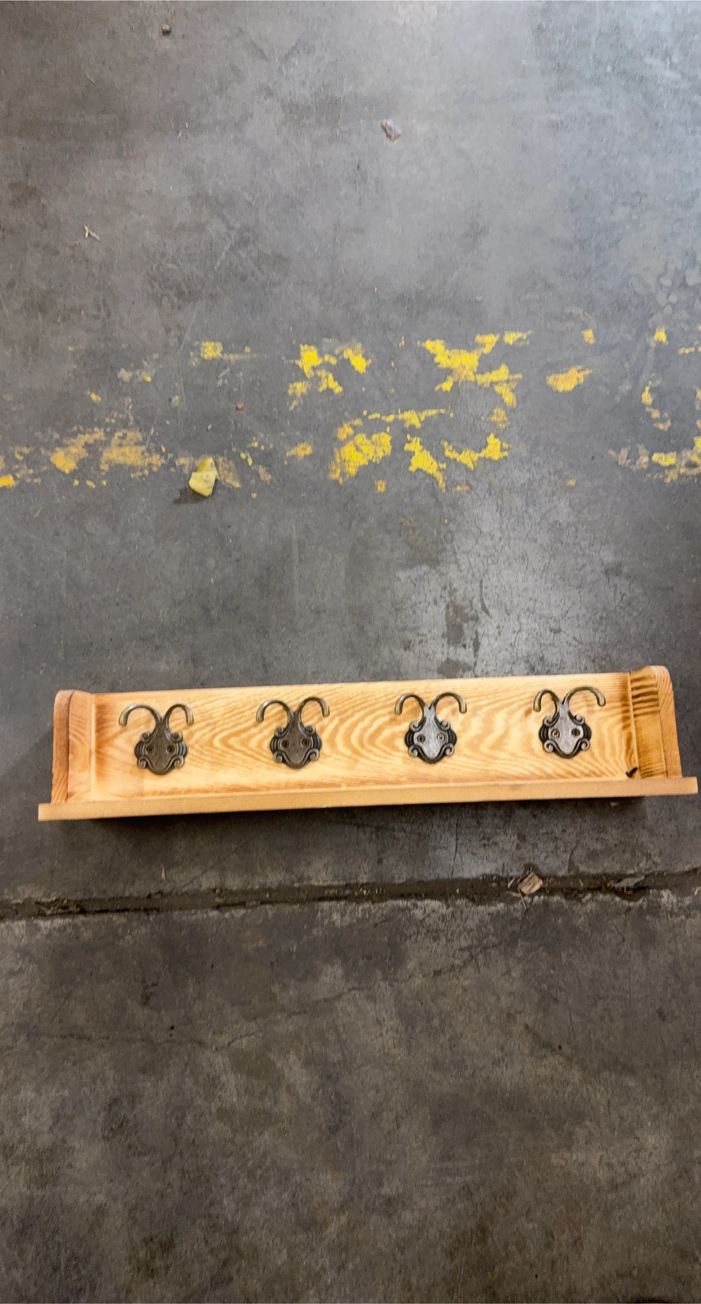 TekTack Wooden Coat Rack thumbnail