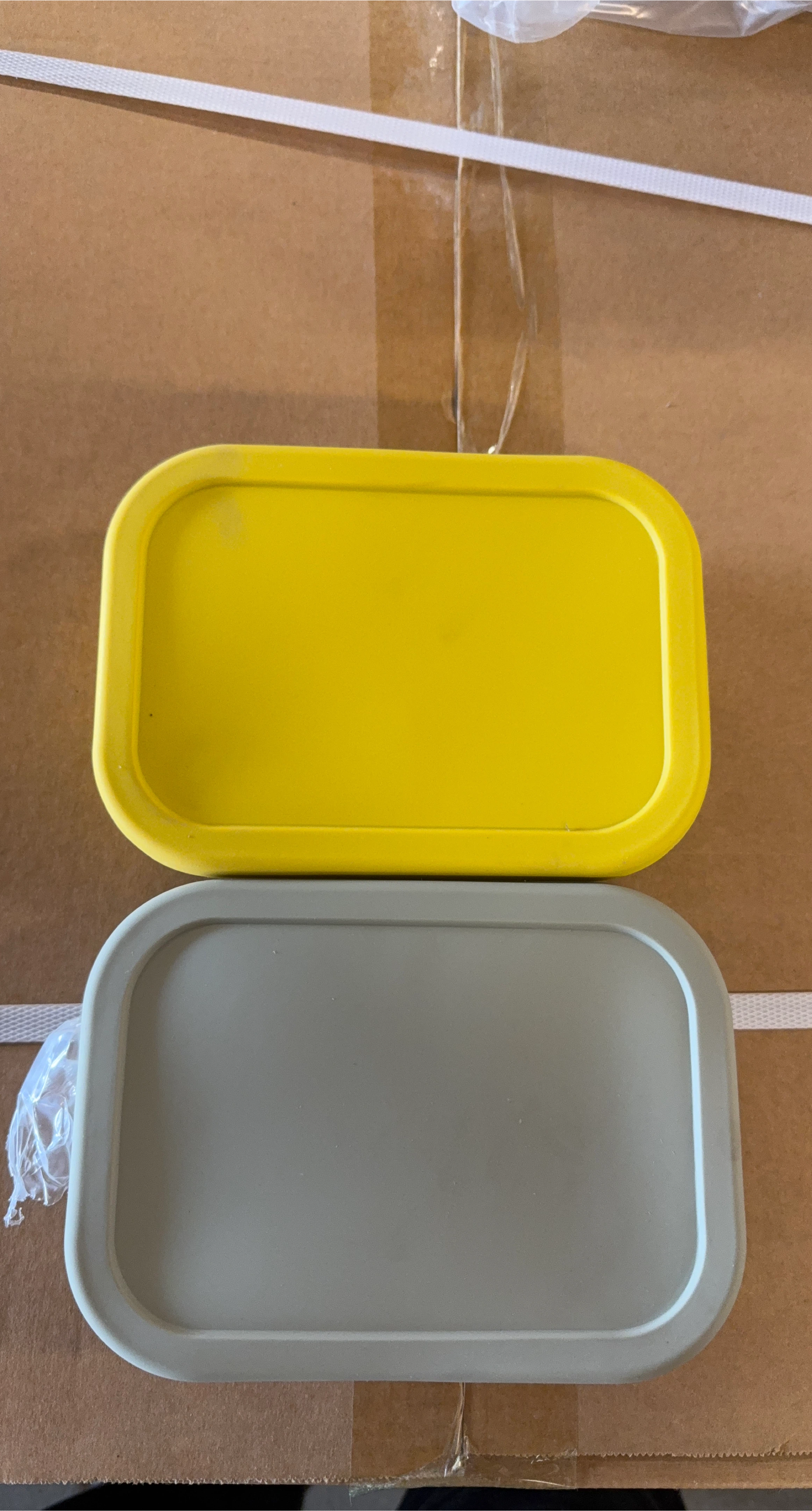 Yellow and Grey Food Containers thumbnail