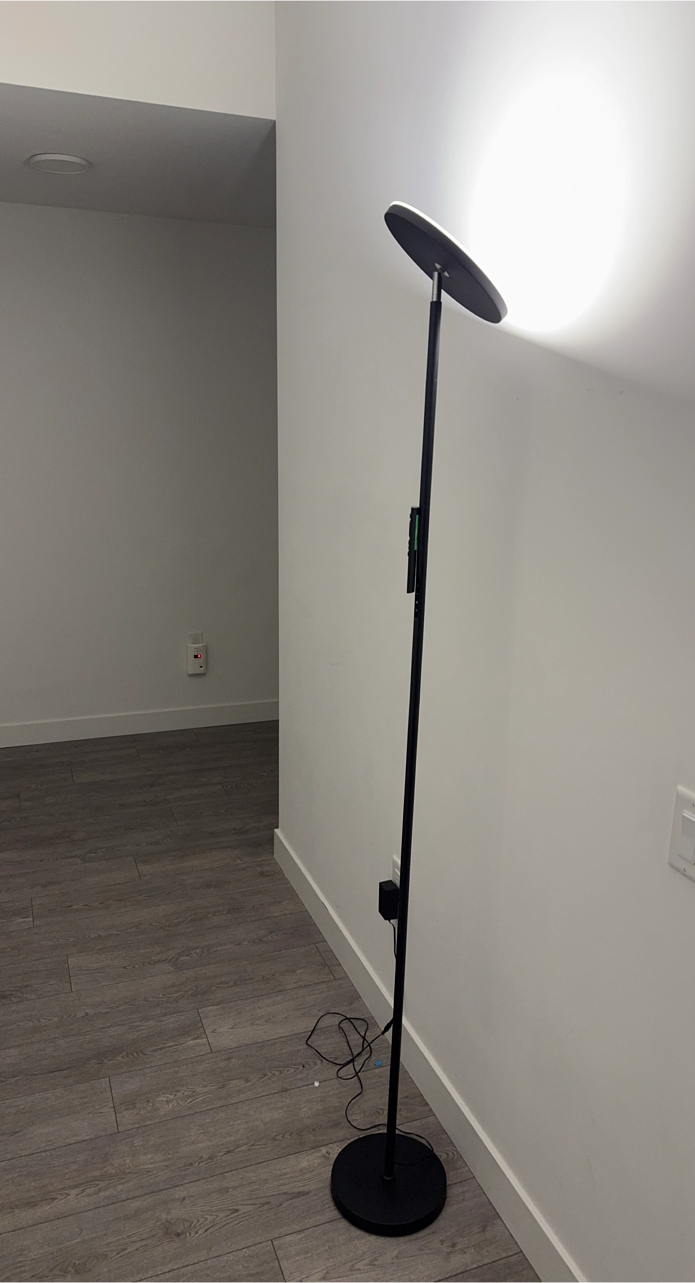 Modern Black LED Floor Lamp thumbnail