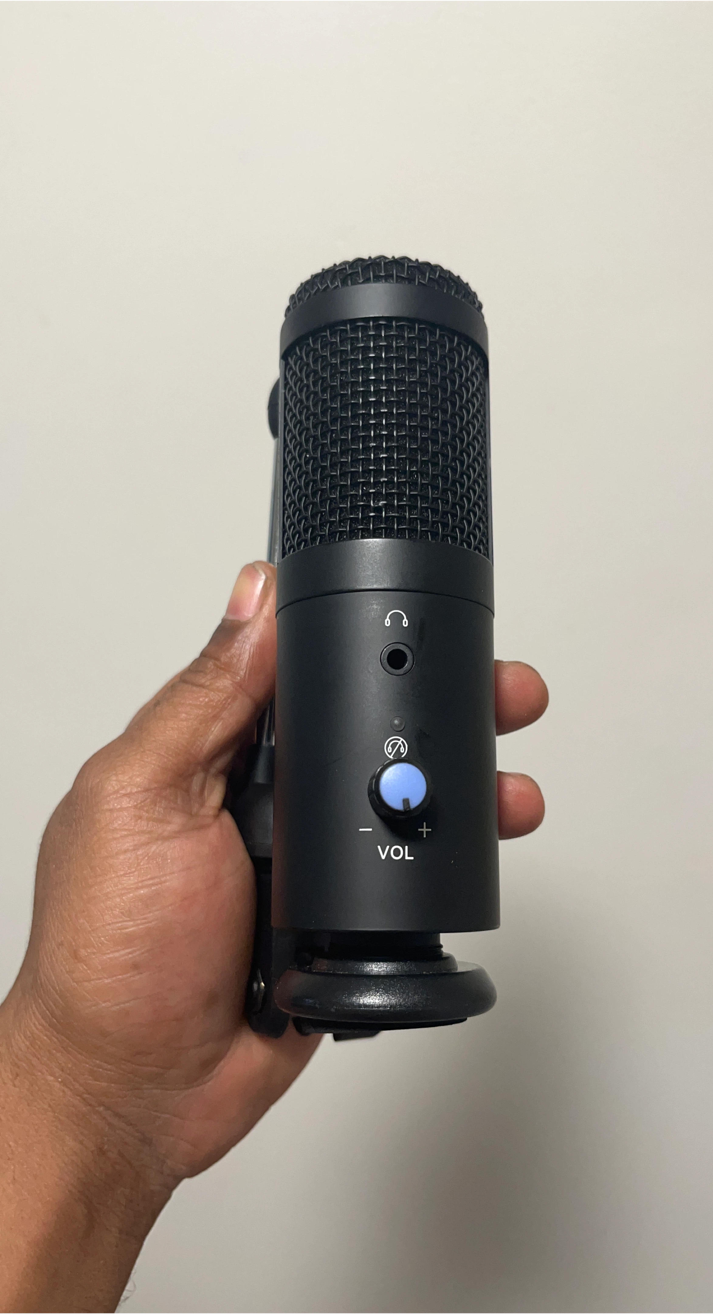 Black USB Microphone thumbnail