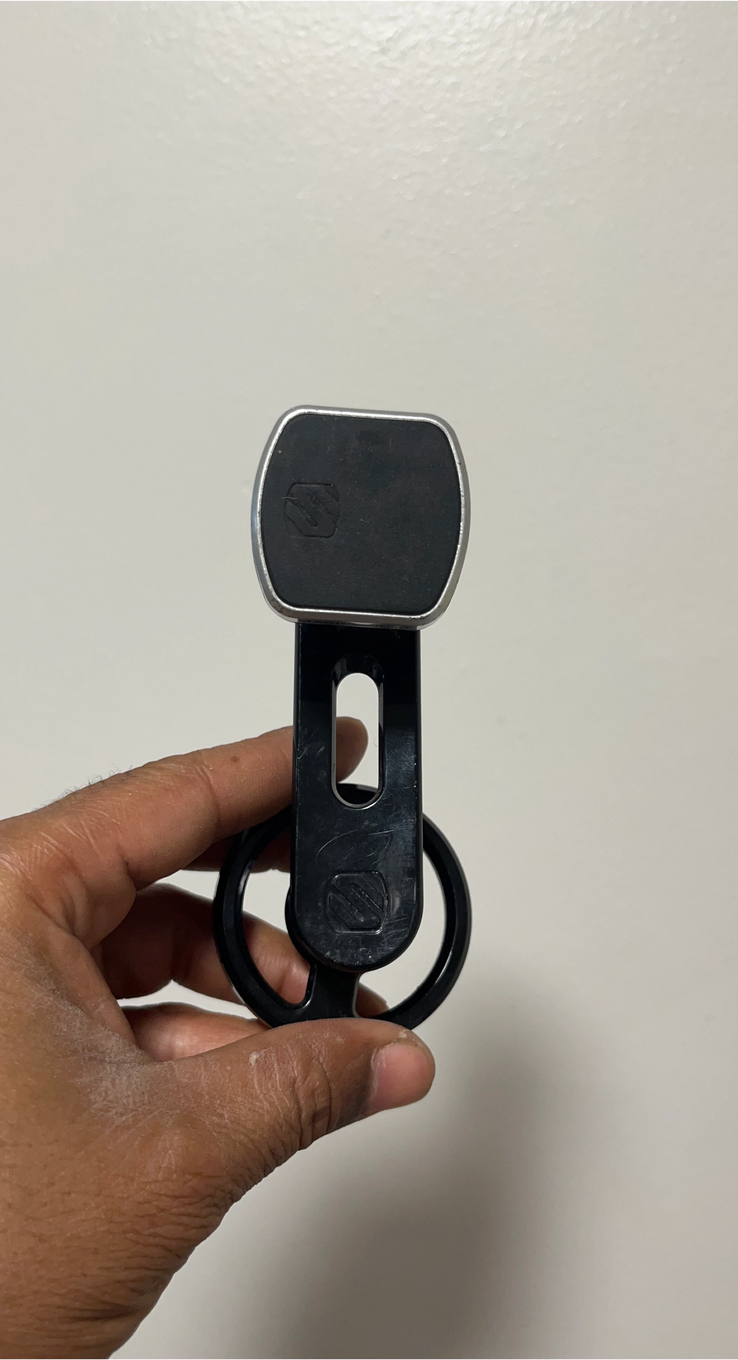 Scosche MagicMount Pro 2 Car Phone Mount image indicator(1)