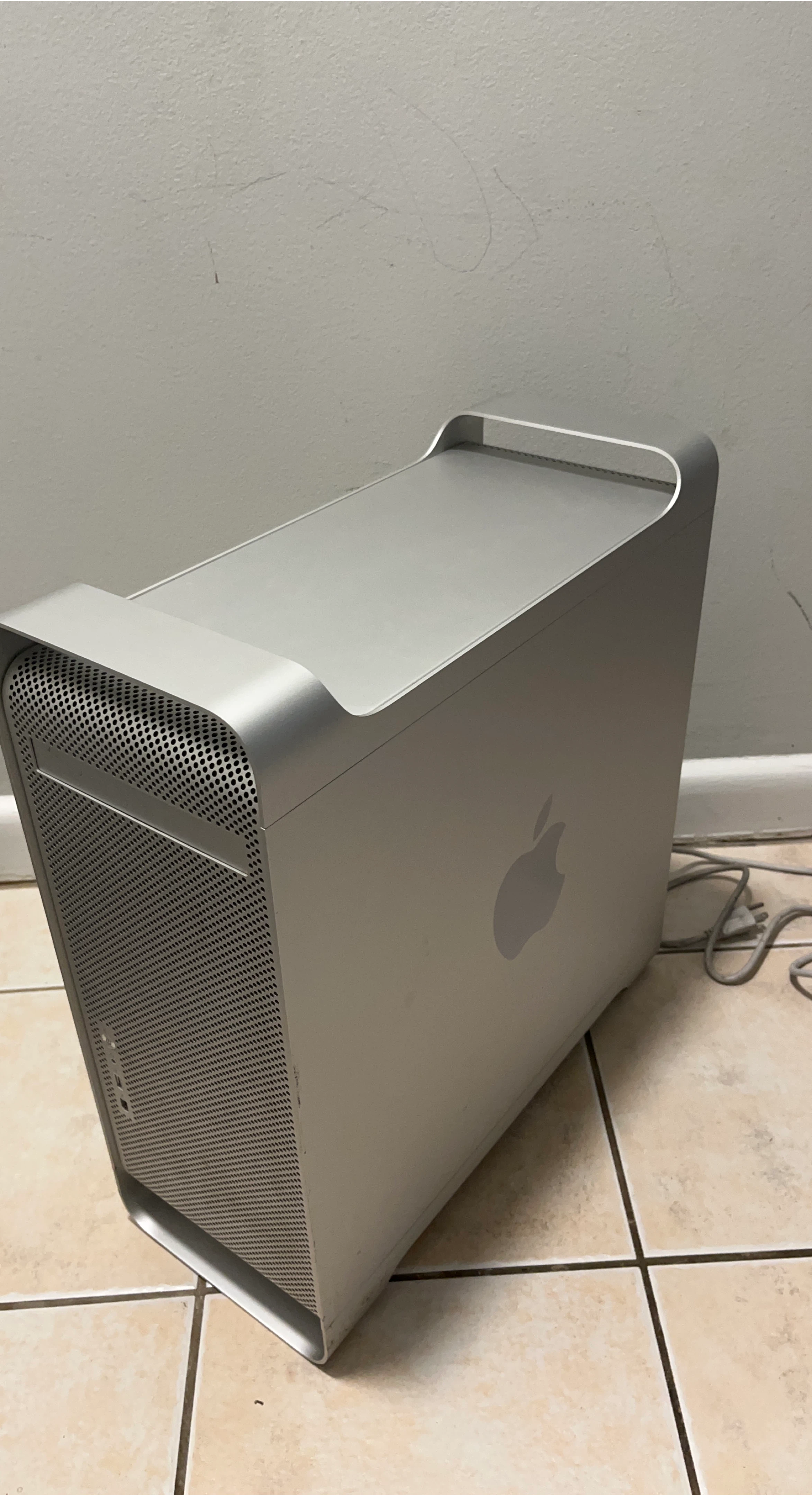 Apple Power Mac G5 Tower thumbnail
