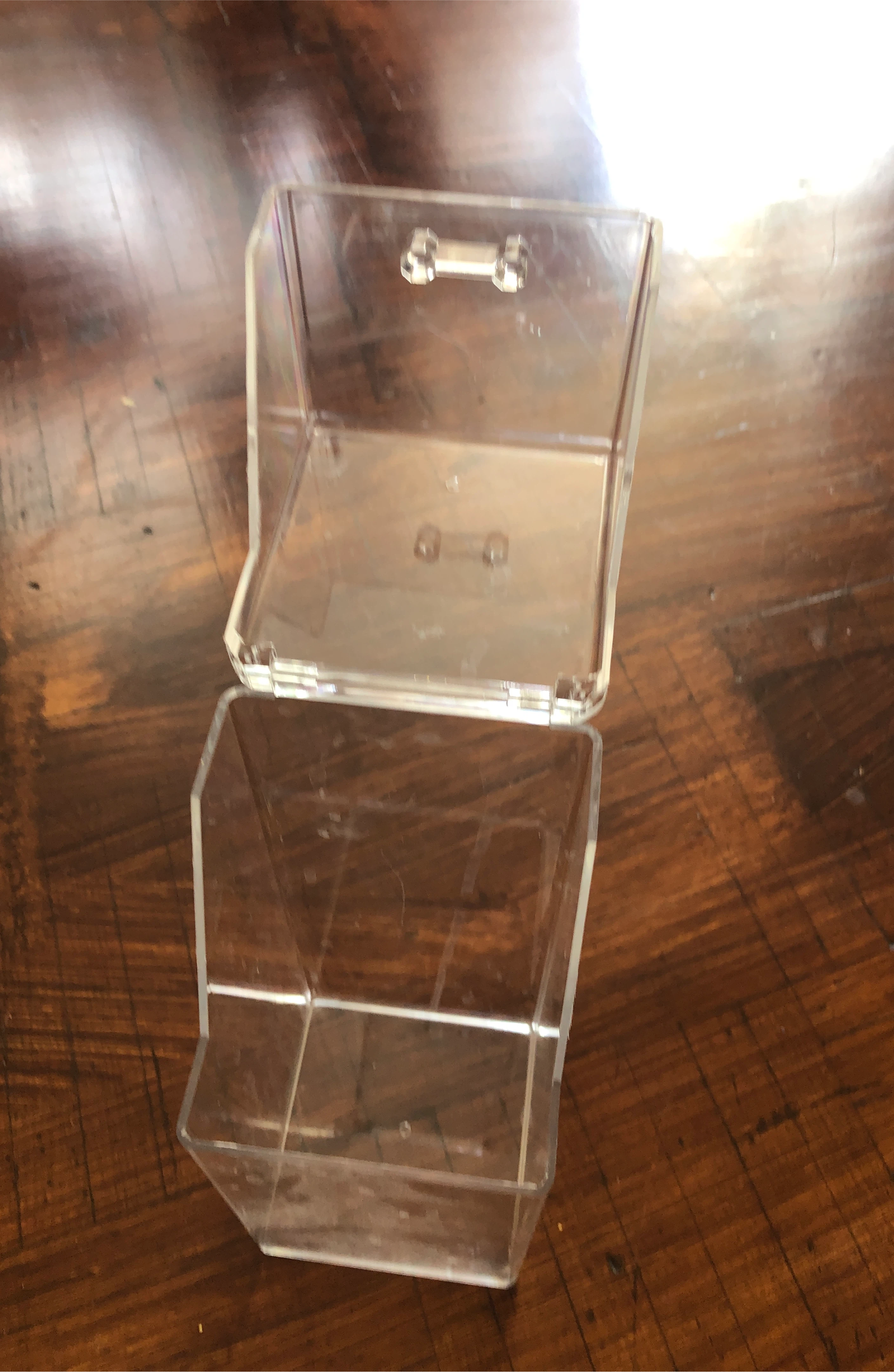 Acrylic Storage Box with Lid thumbnail