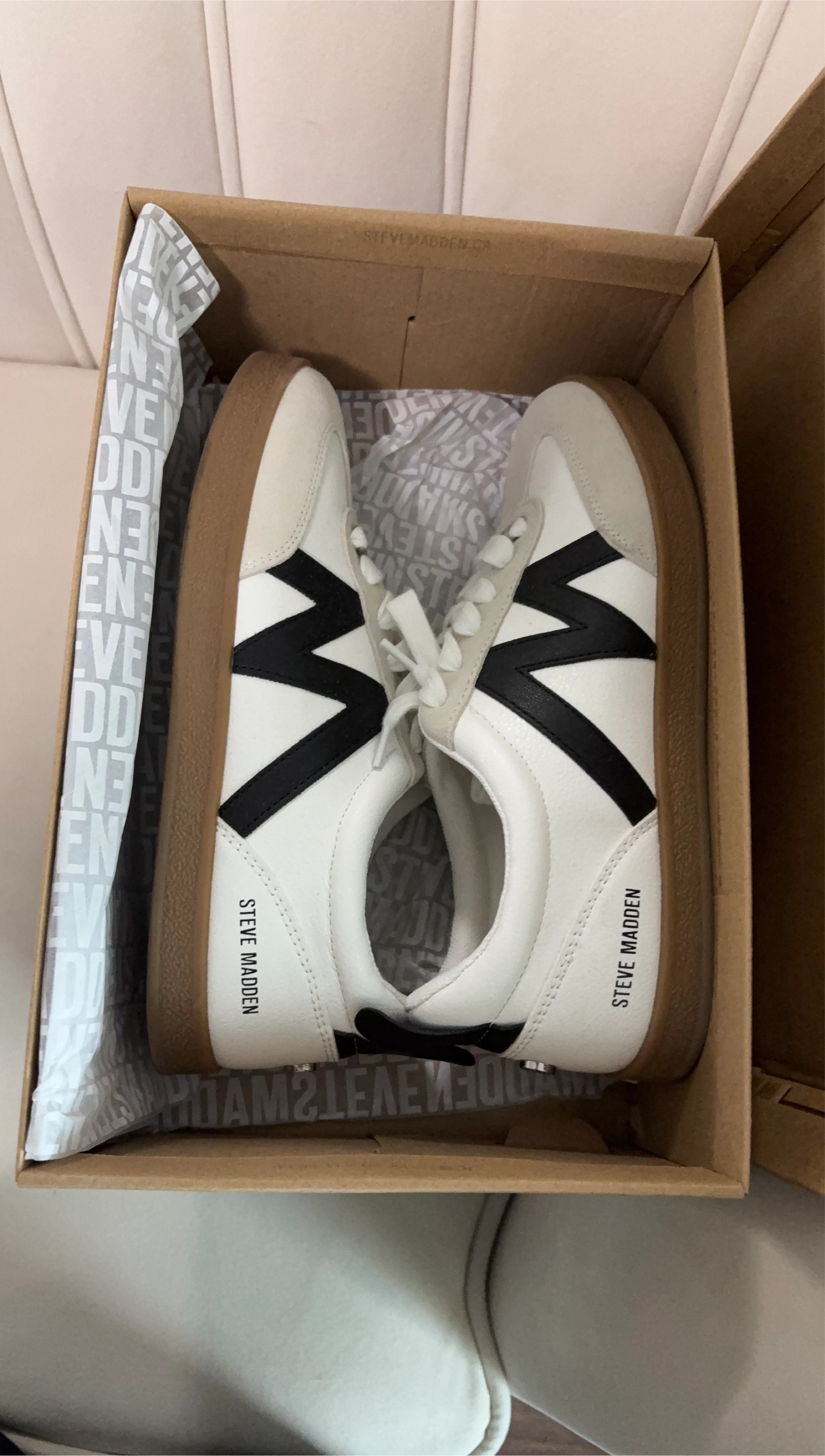 Steve Madden White & Black Sneakers (New in Box) thumbnail