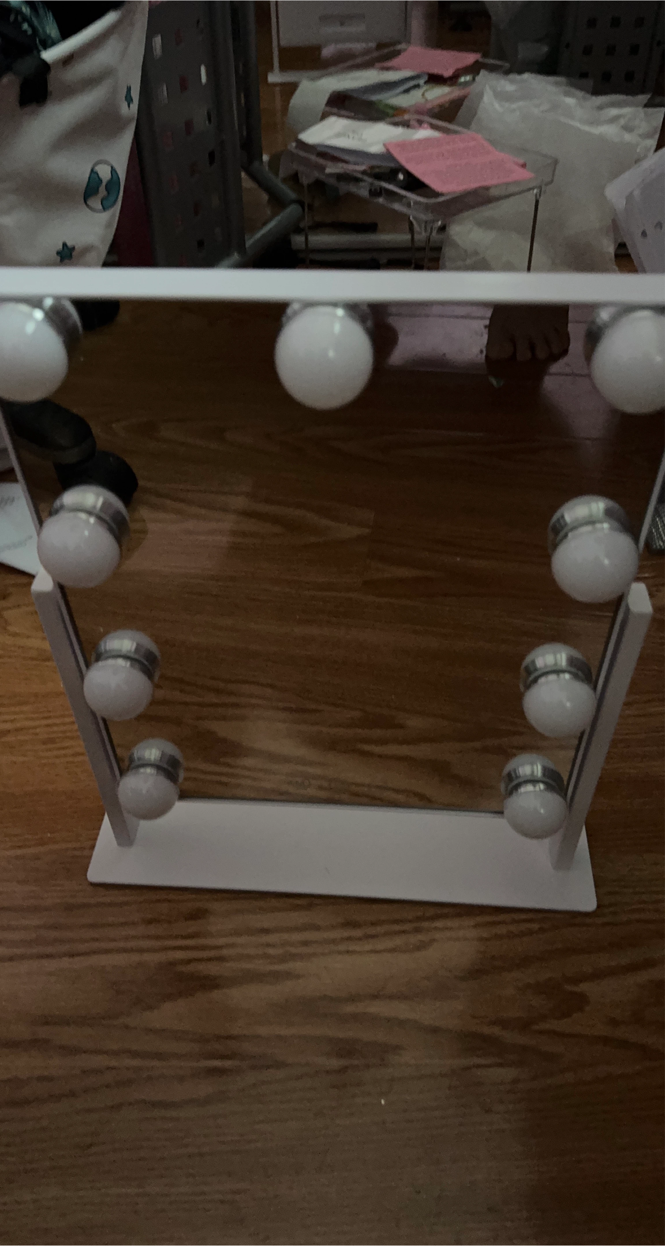 Vanity Mirror with Lights thumbnail