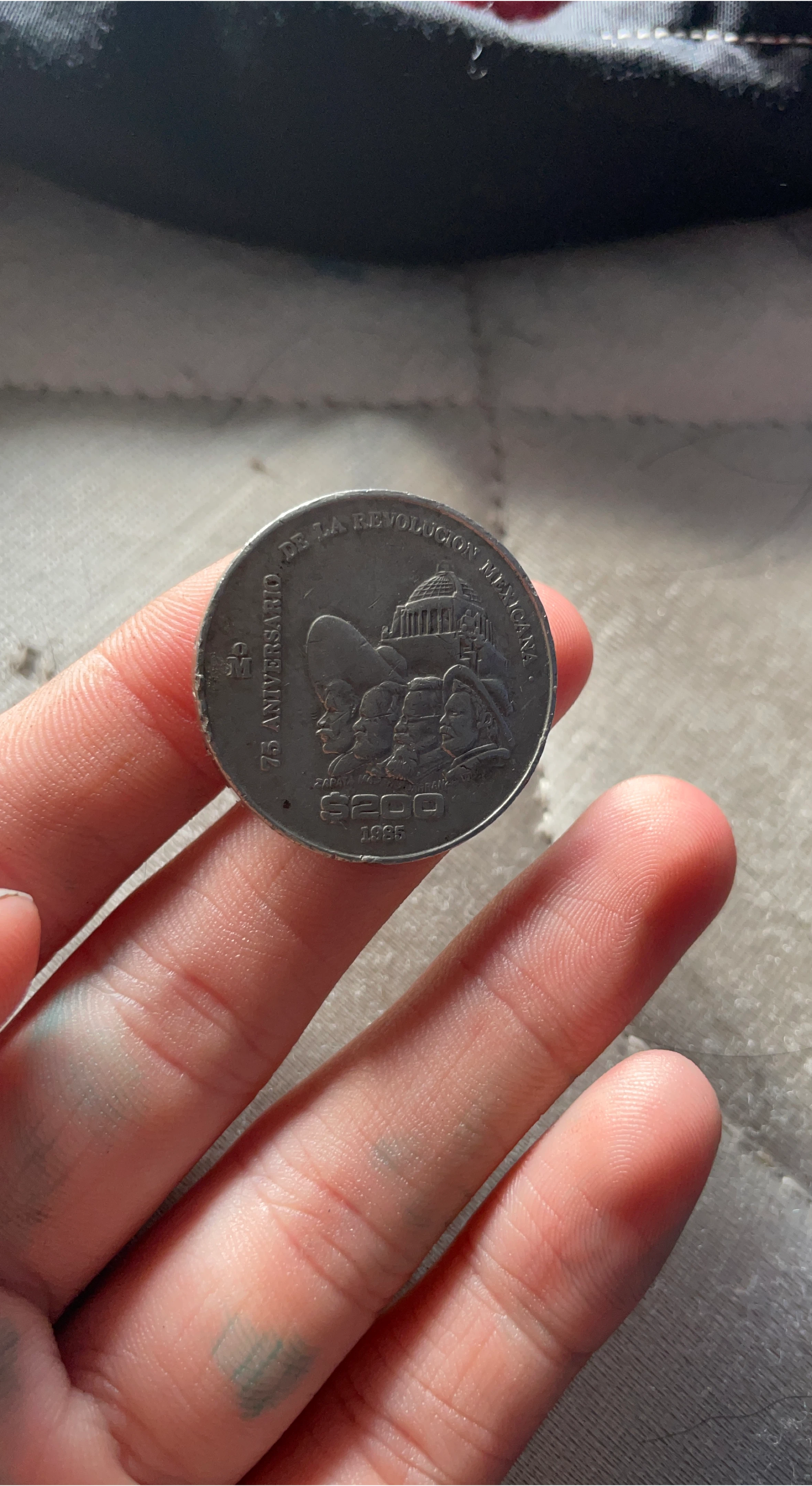 Mexican 75 Aniversario Coin