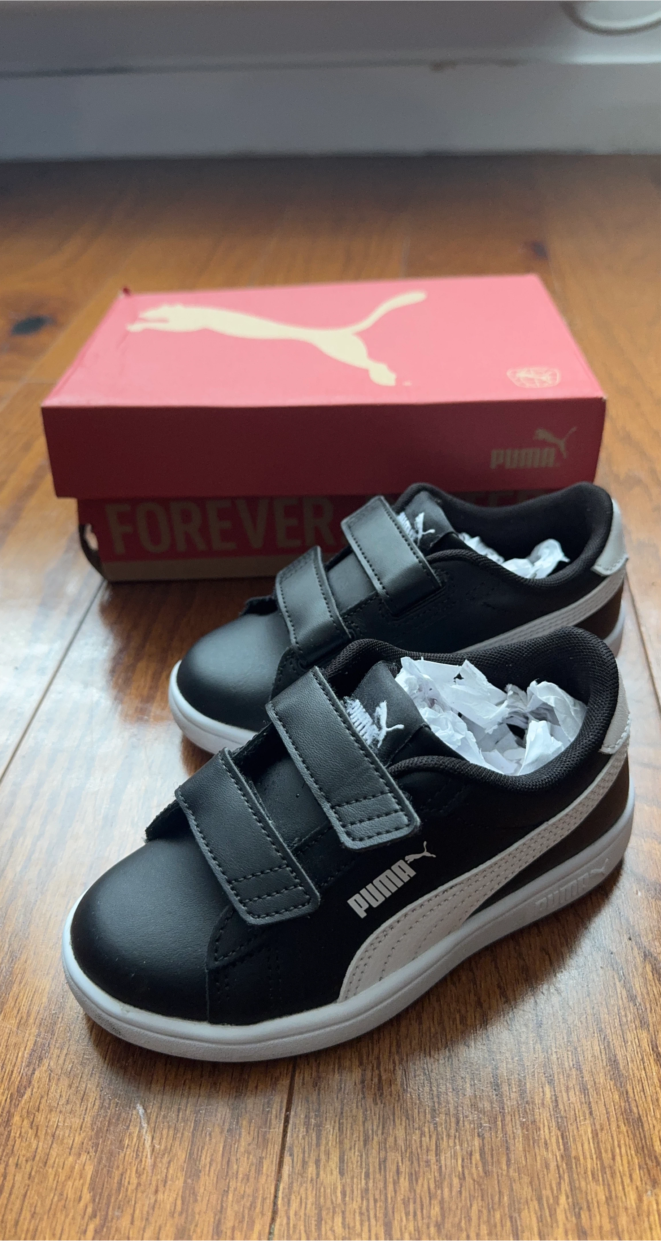 Puma Black/White Velcro Sneakers (Kids) 11c thumbnail