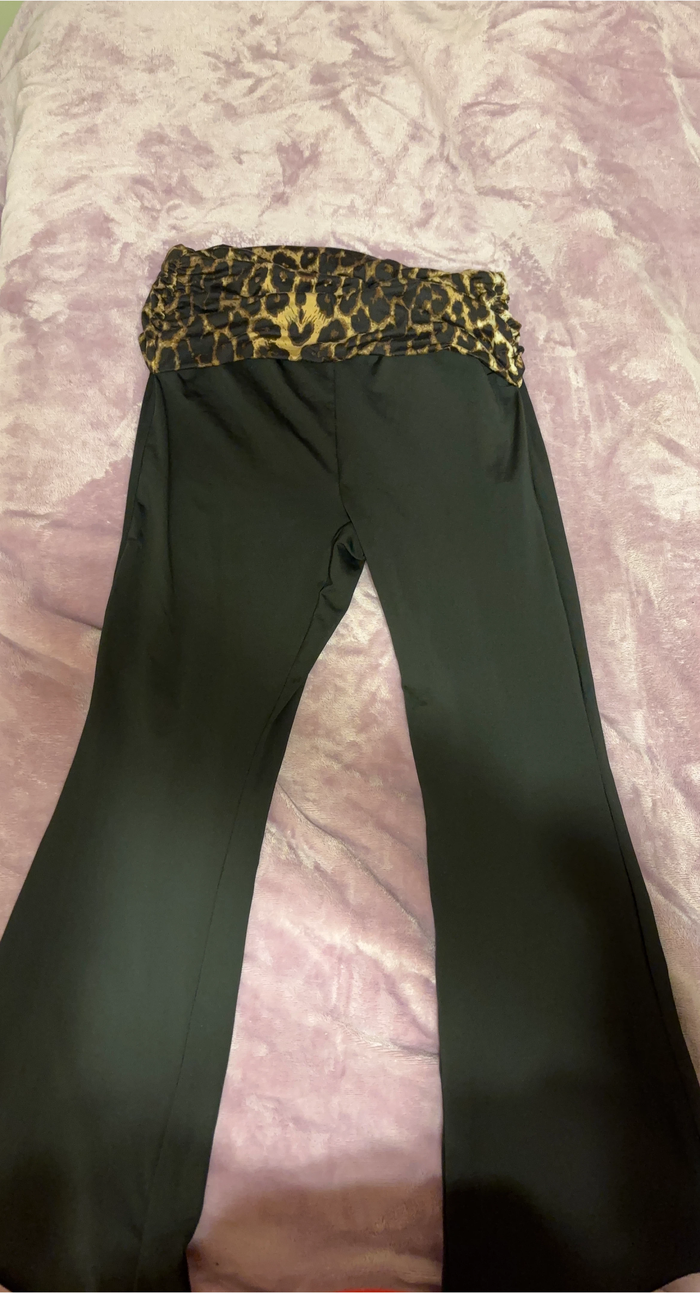 Black Yoga Pants with Leopard Print Waistband
