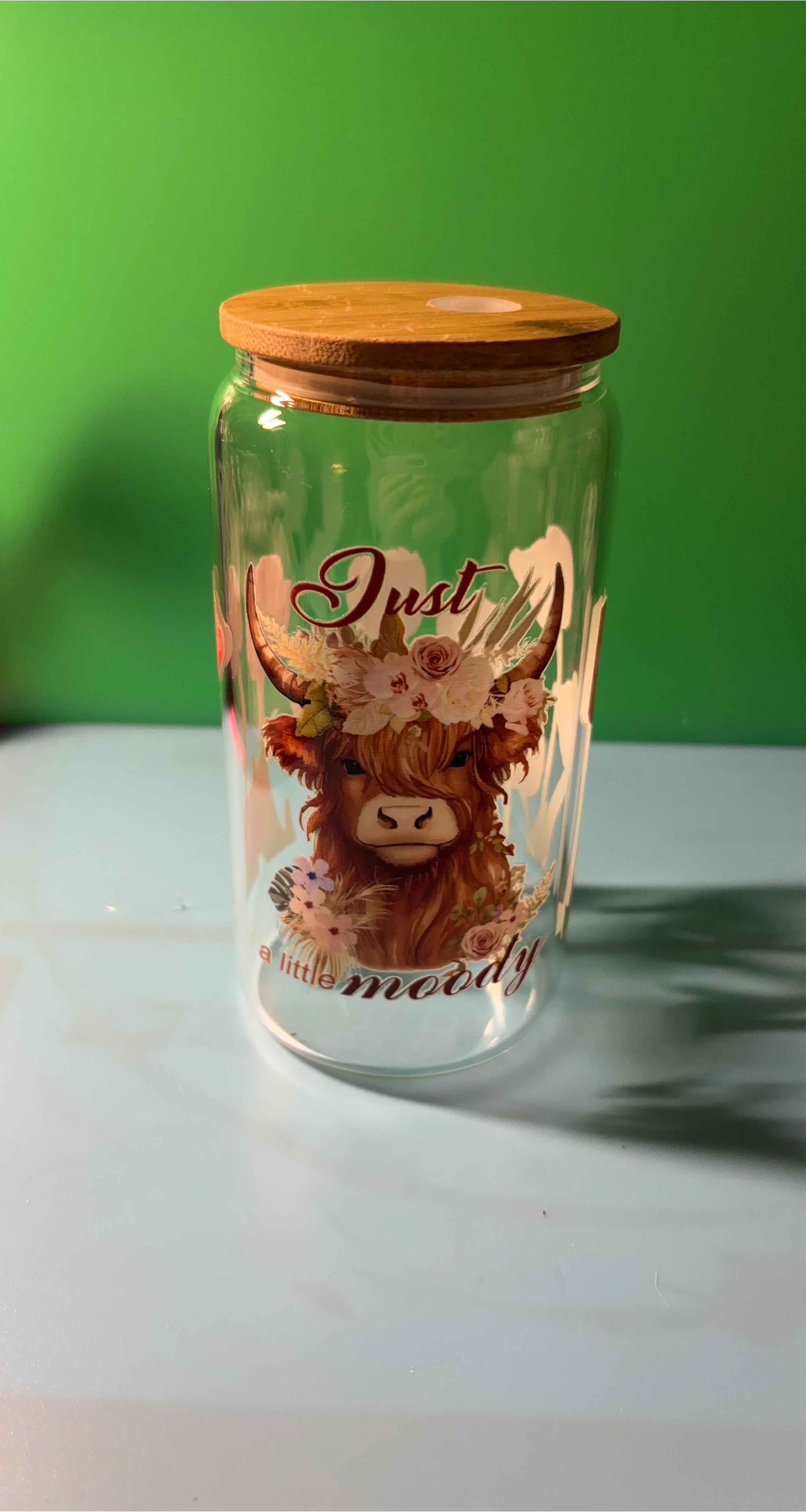 Highland Cow Glass Tumbler with Bamboo Lid & Straw image indicator(1)
