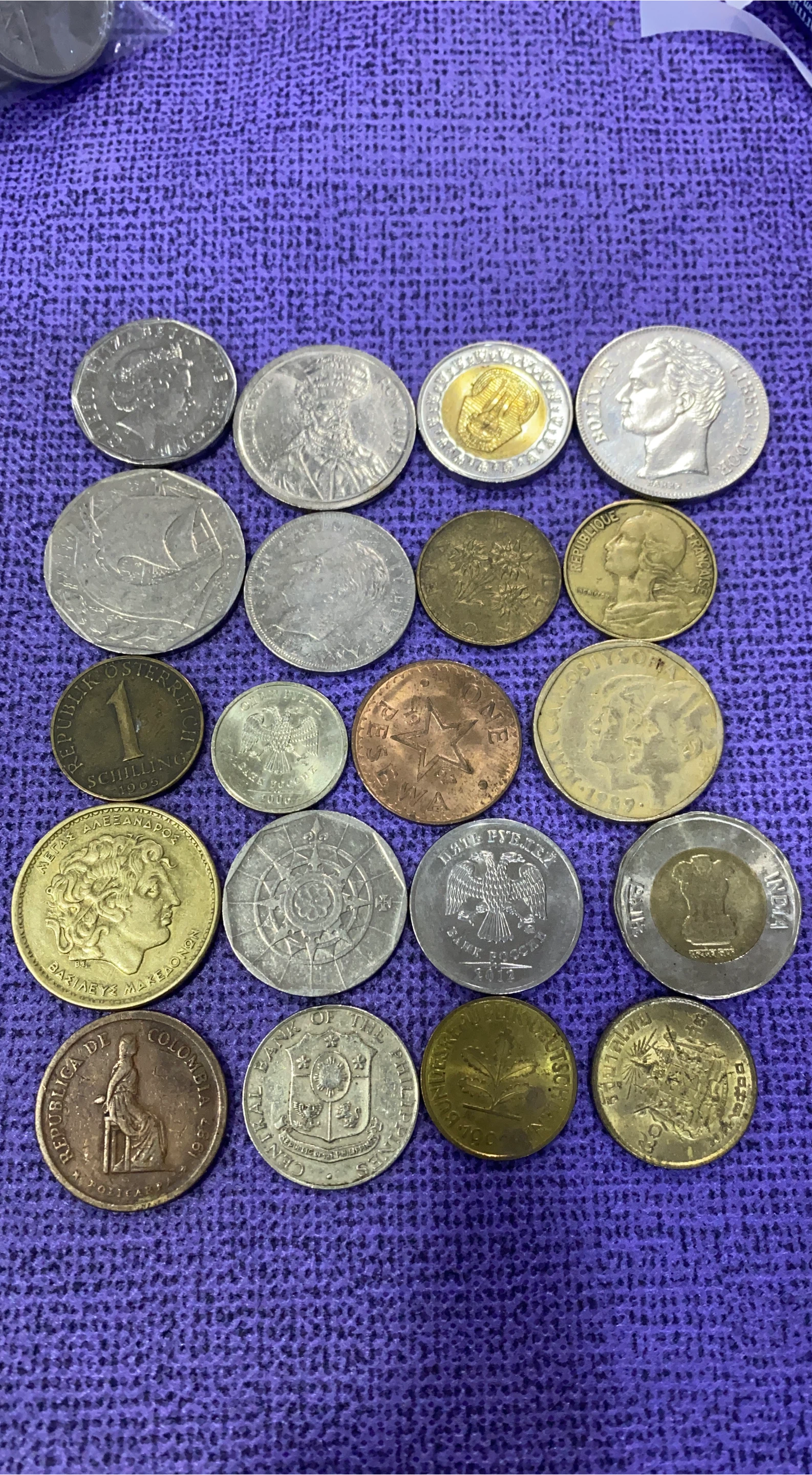 20- Mixed Foreign Coins - Set of 20 thumbnail