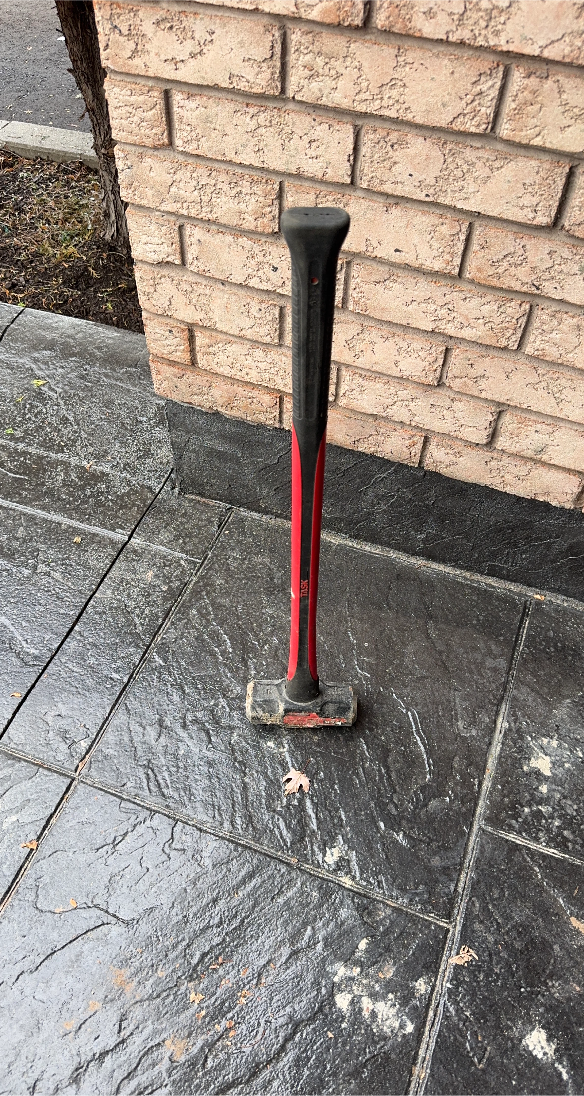 Sledge Hammer - Task Brand image indicator(1)