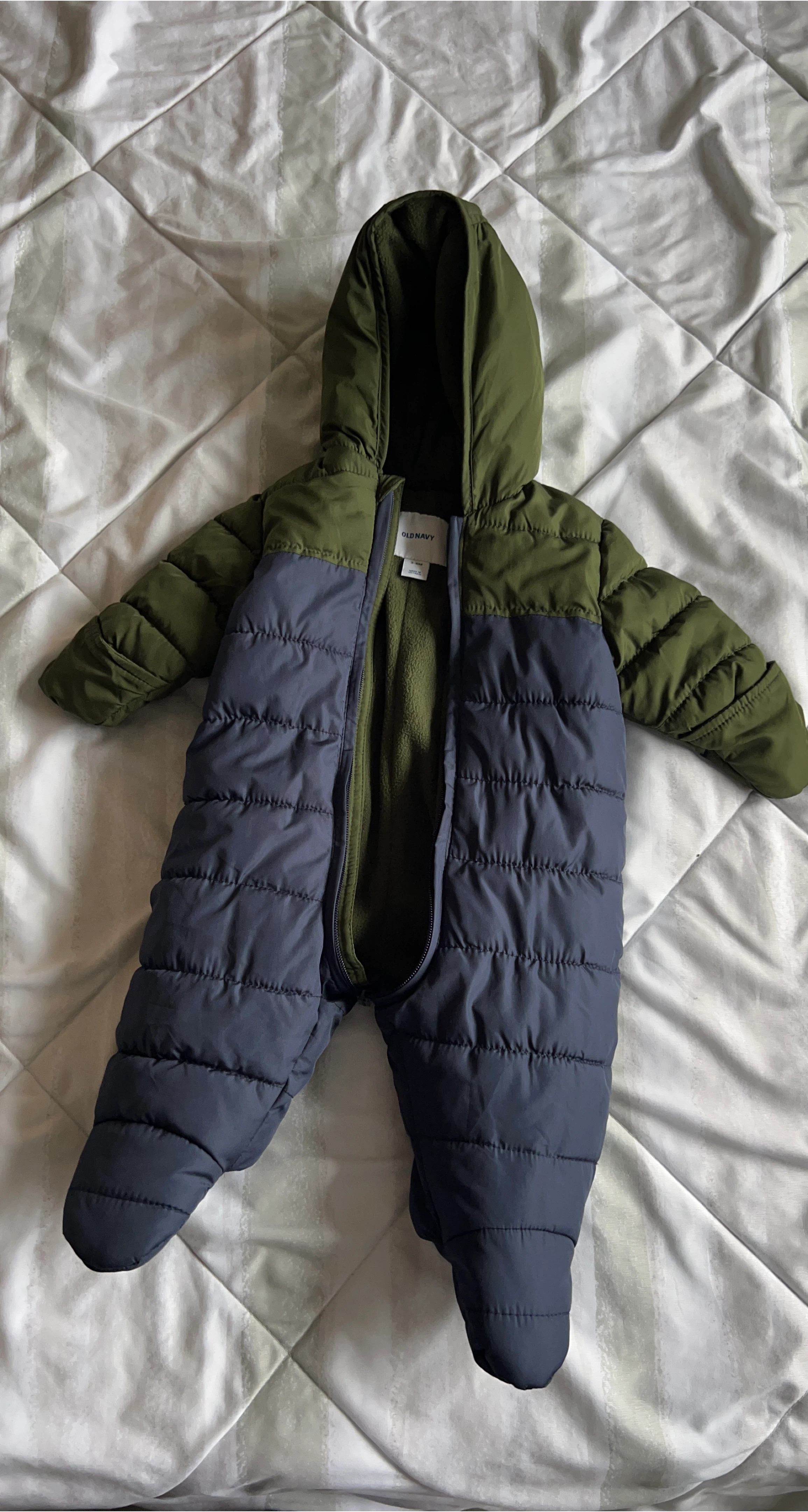 Old Navy Puffer Snowsuit - Size 3-6m thumbnail