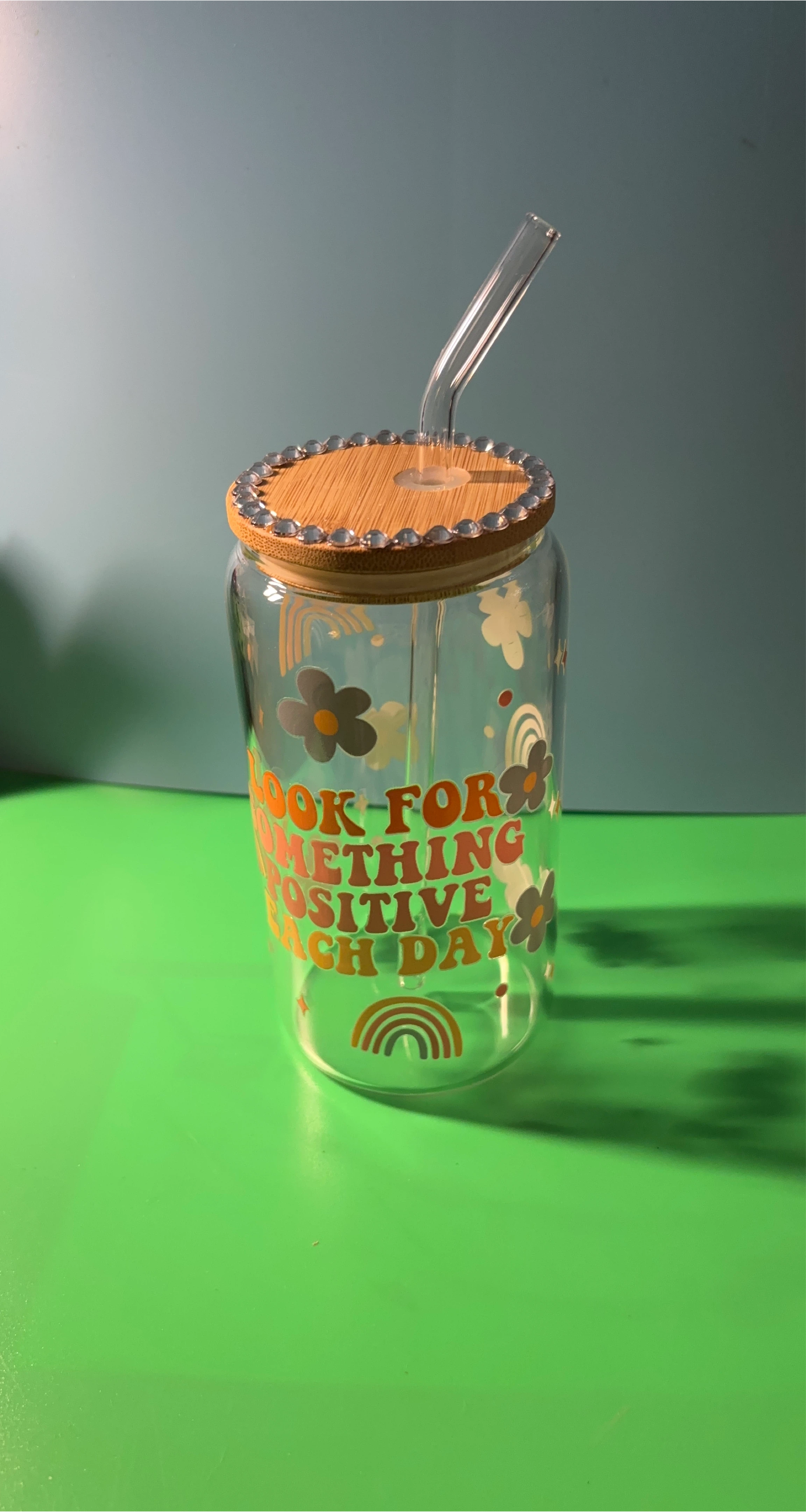 Glass Can with Lid & Straw image indicator(1)