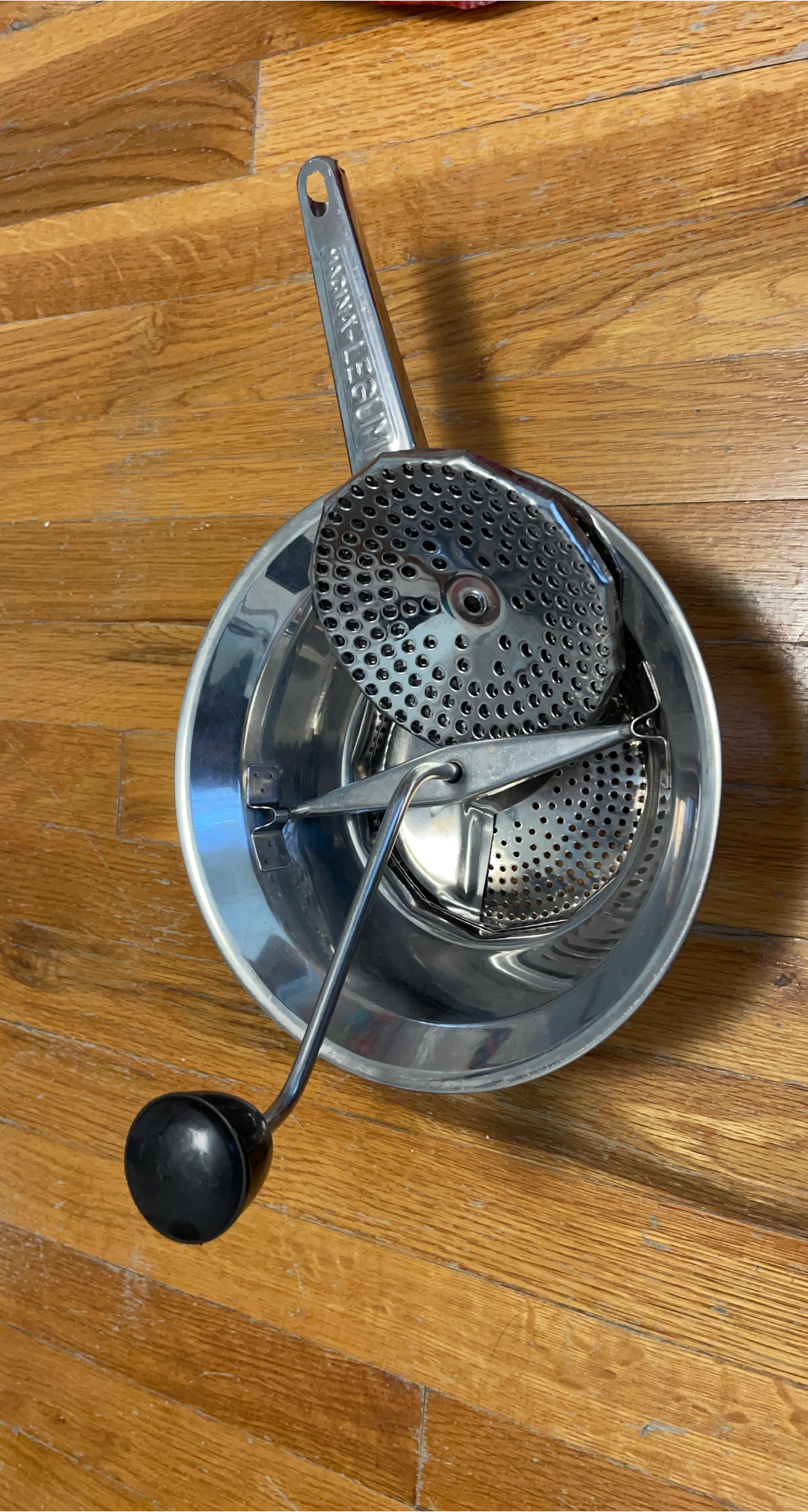 Moulin Legume Food Mill thumbnail