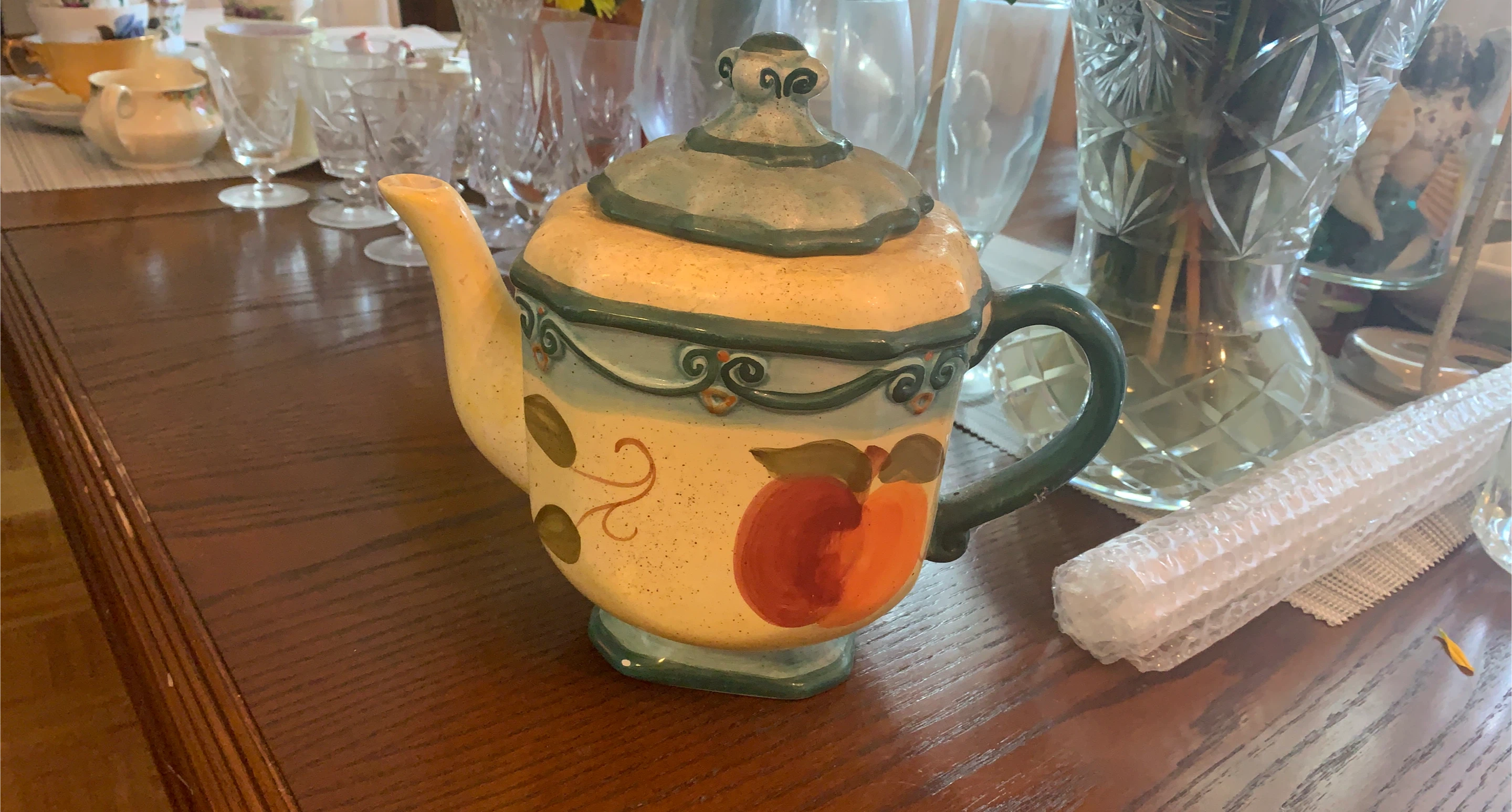 Ceramic Teapot with Peach Design thumbnail