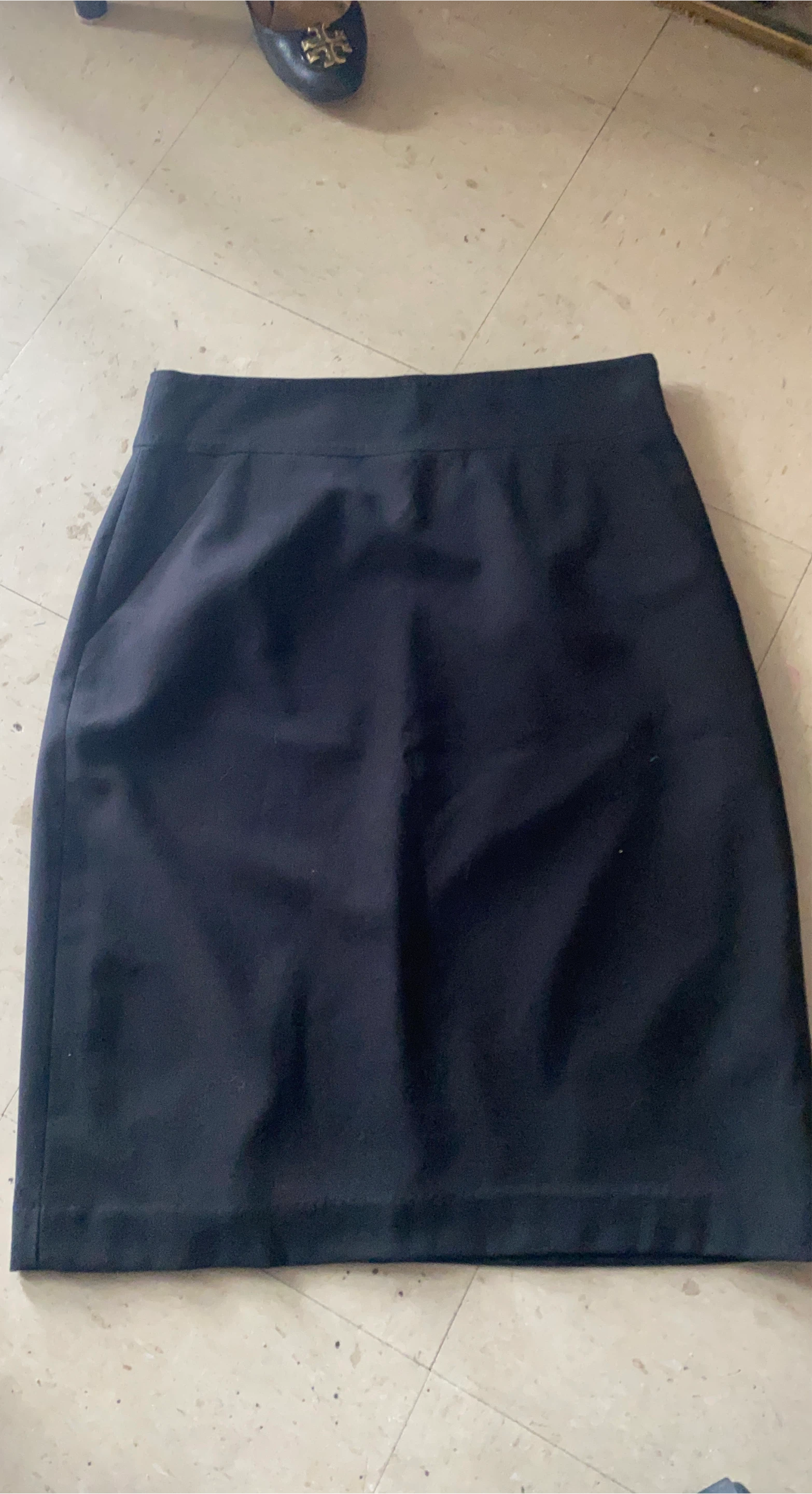 Tahari Black Skirt - Size 10 image indicator(1)