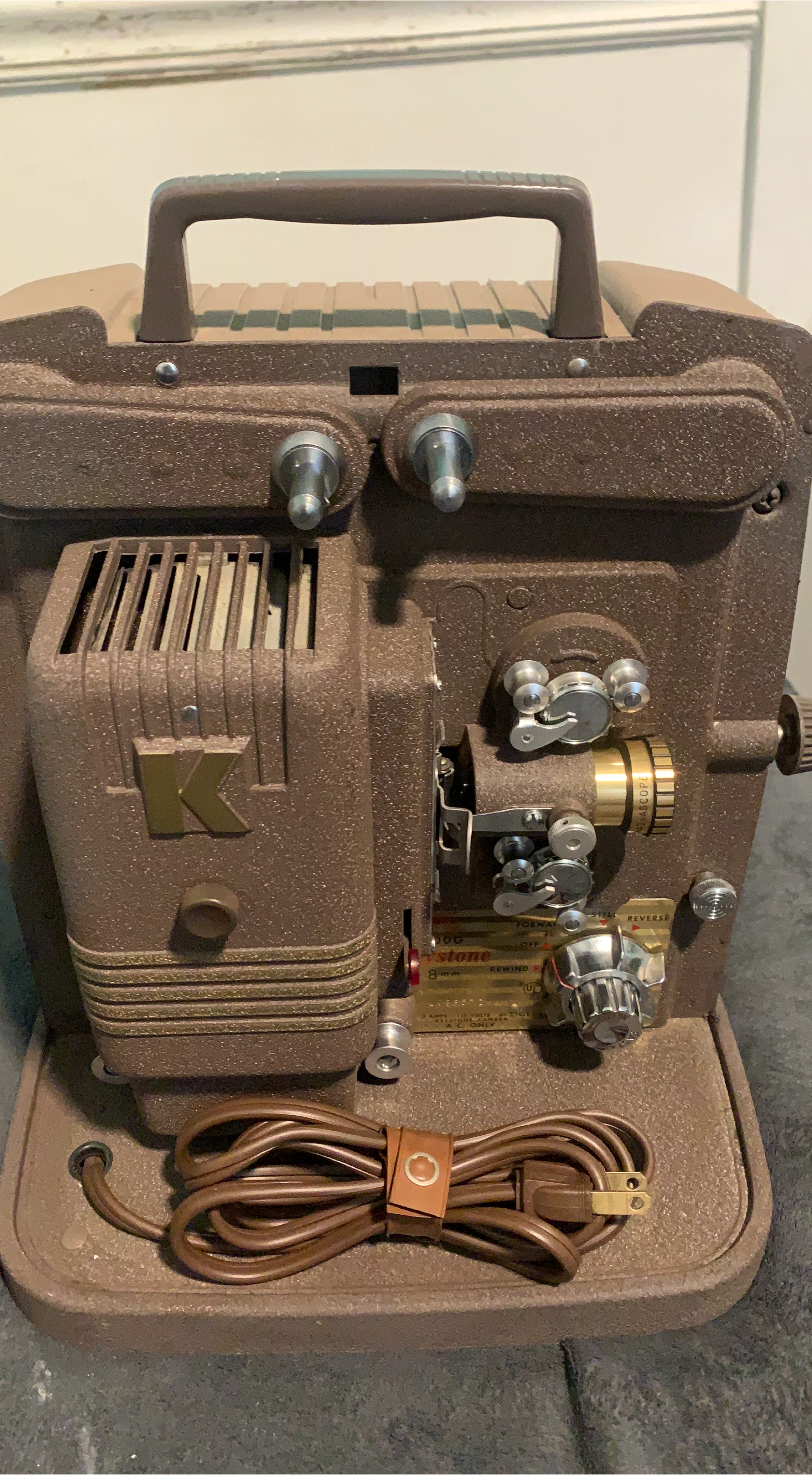 Vintage Keystone 8mm Movie Projector thumbnail