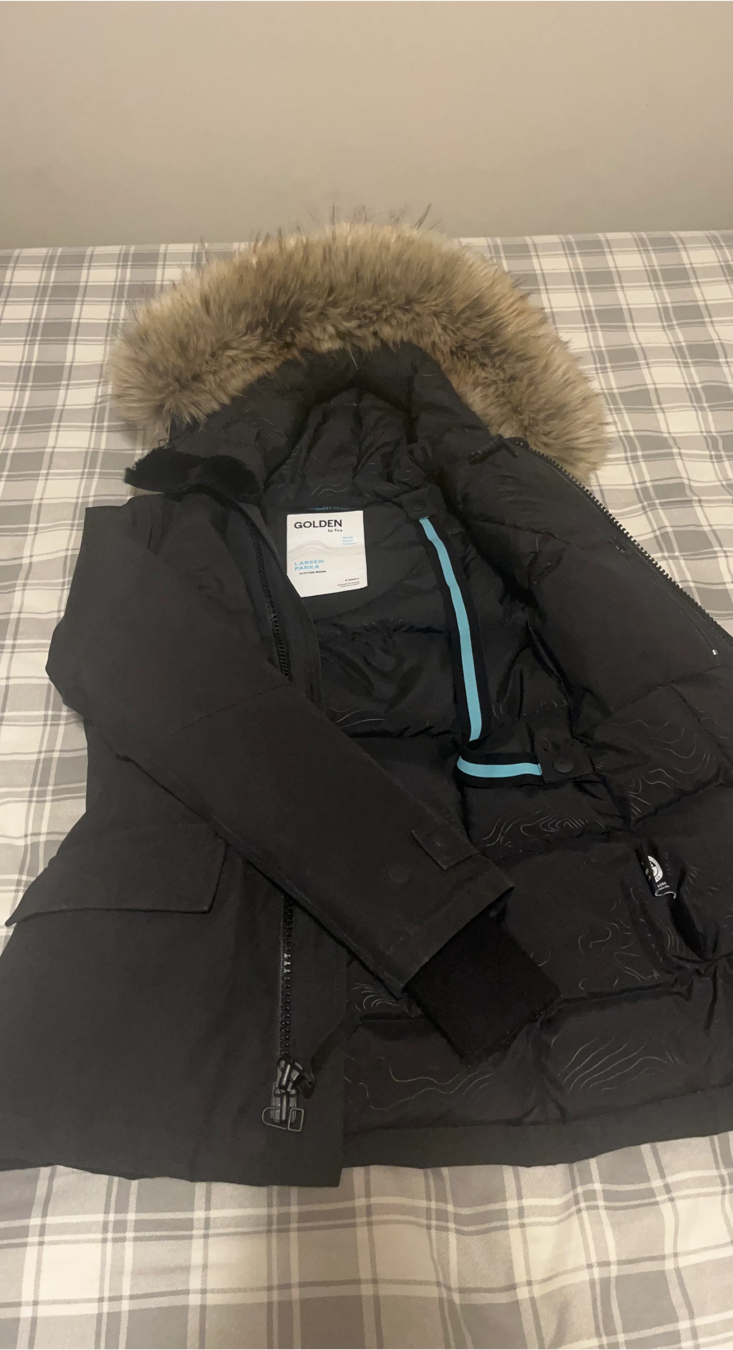 Golden by Tna Larsen Parka - XS