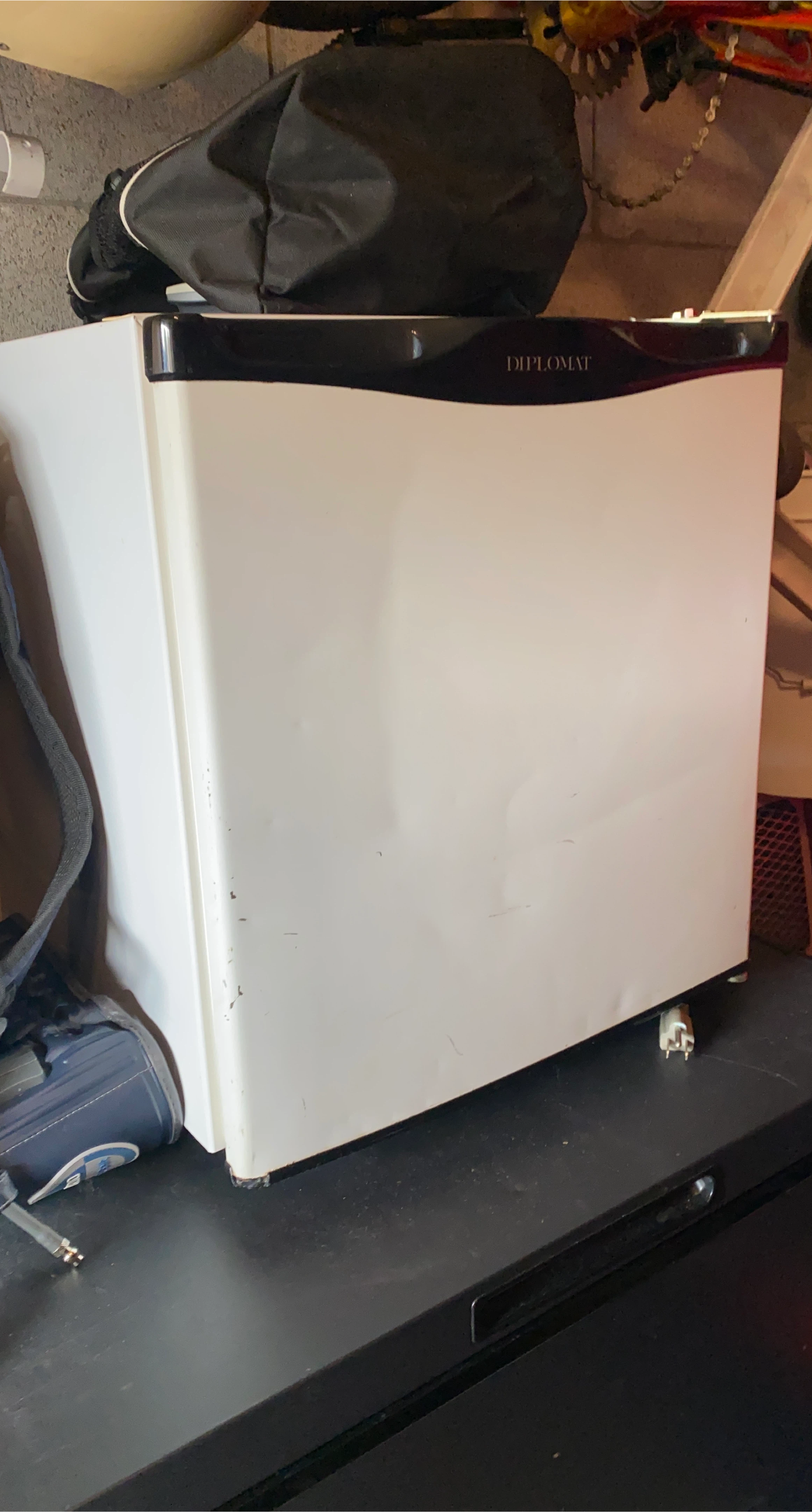 Diplomat Mini Fridge thumbnail