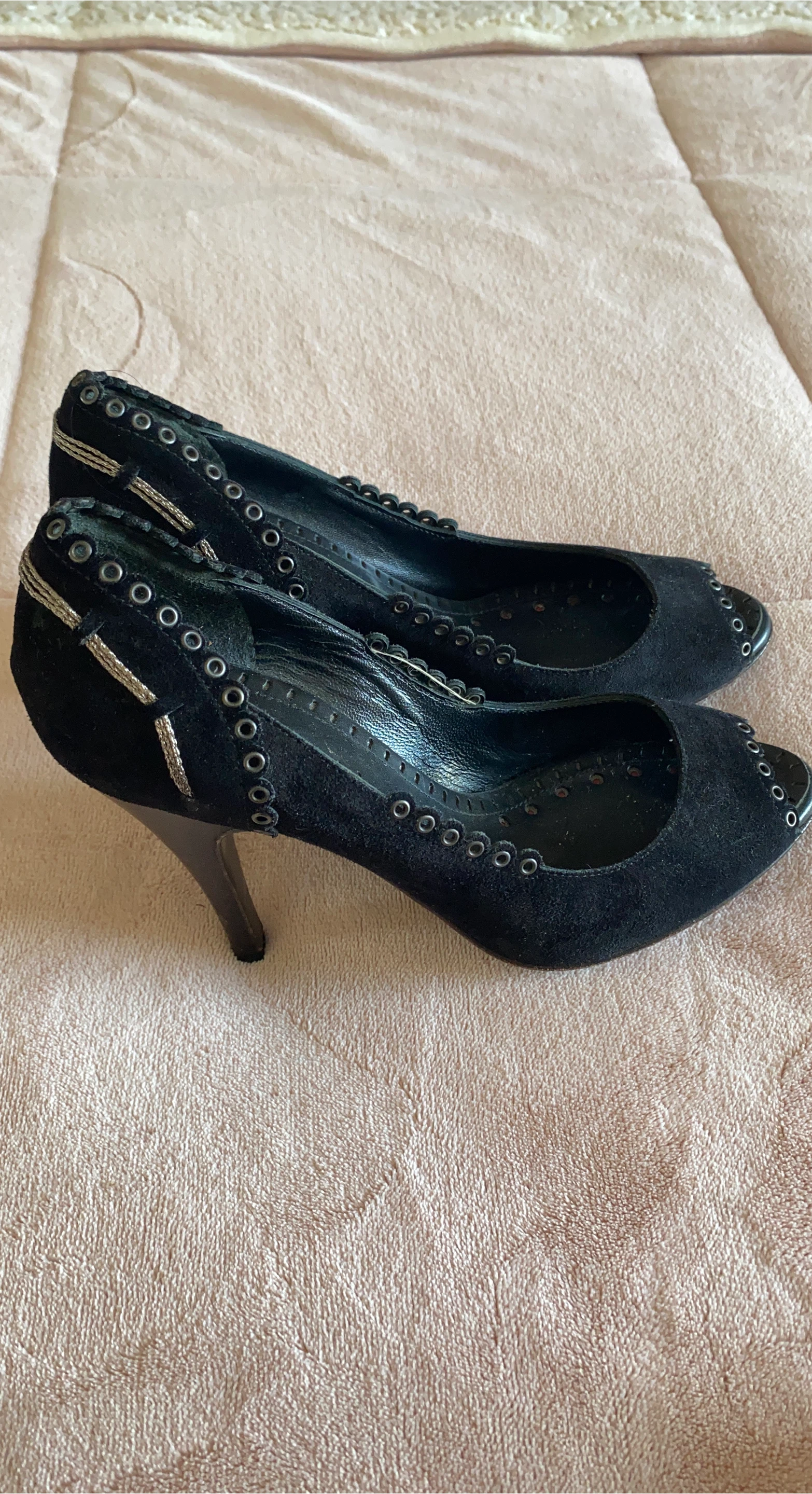 Black Chanel Suede Heels image indicator(1)