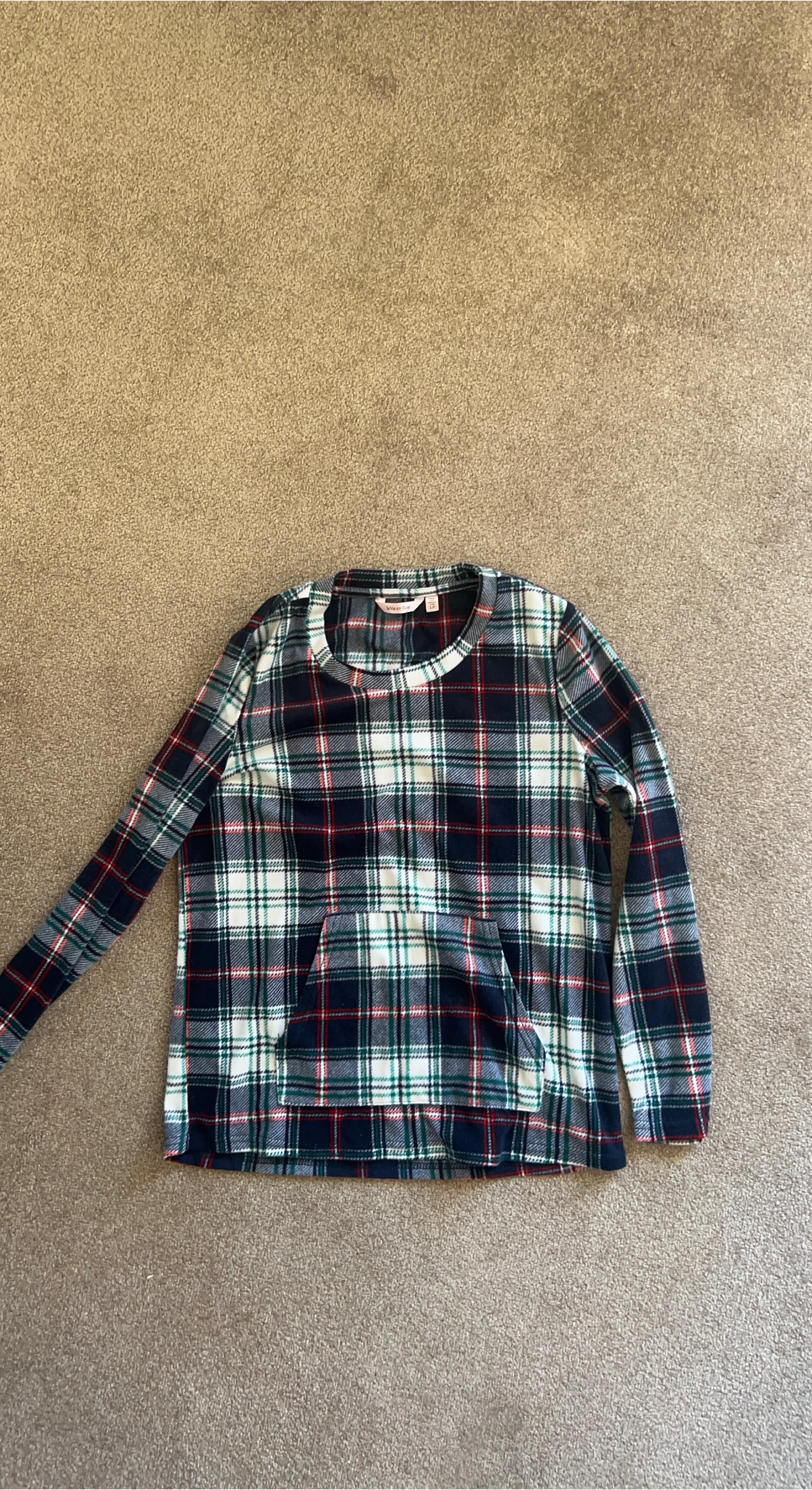 La Vie en Rose Flannel Pullover/PJ - Size M