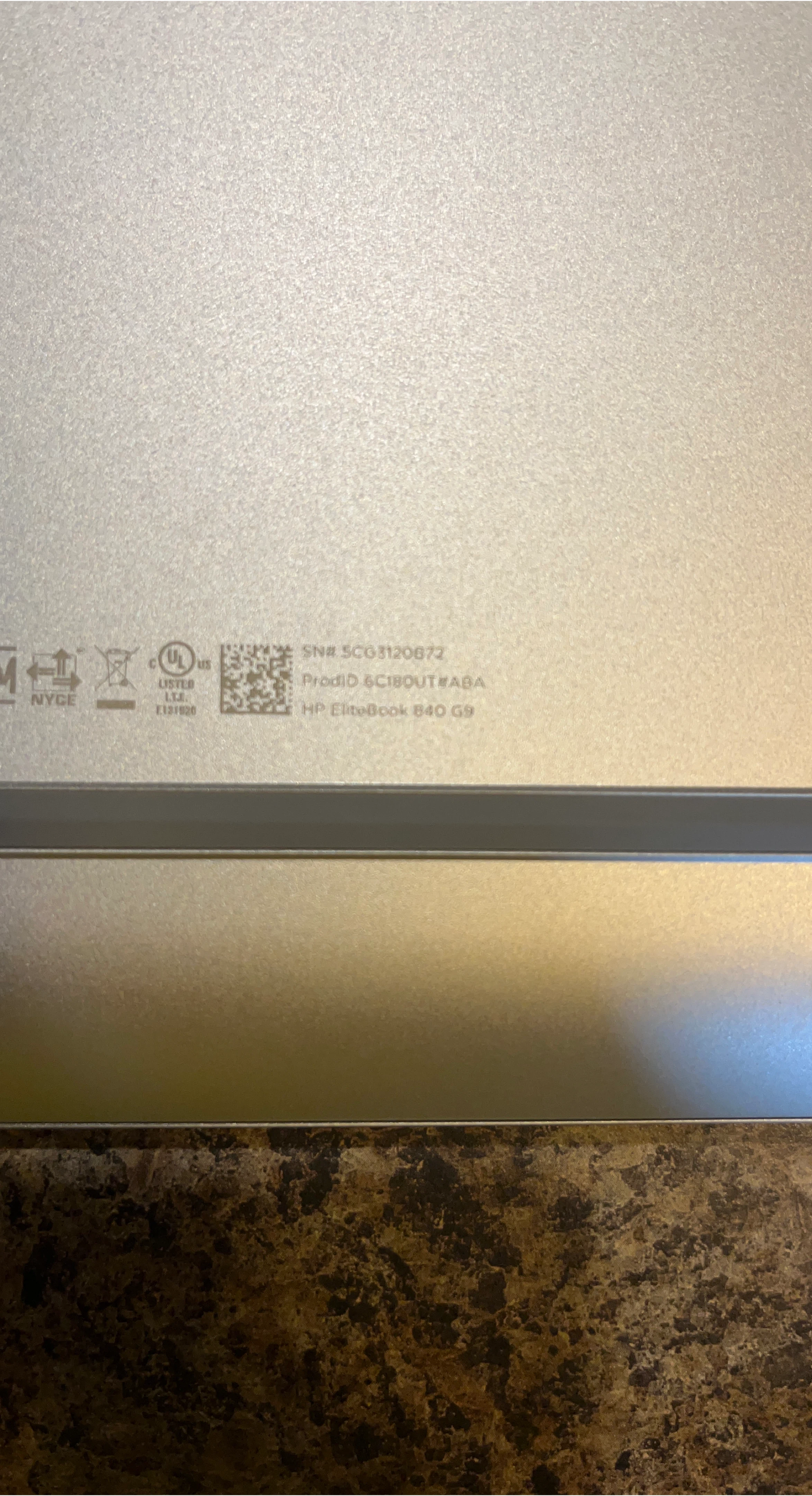 HP EliteBook 840 14 inch G9 Notebook PC image indicator(2)