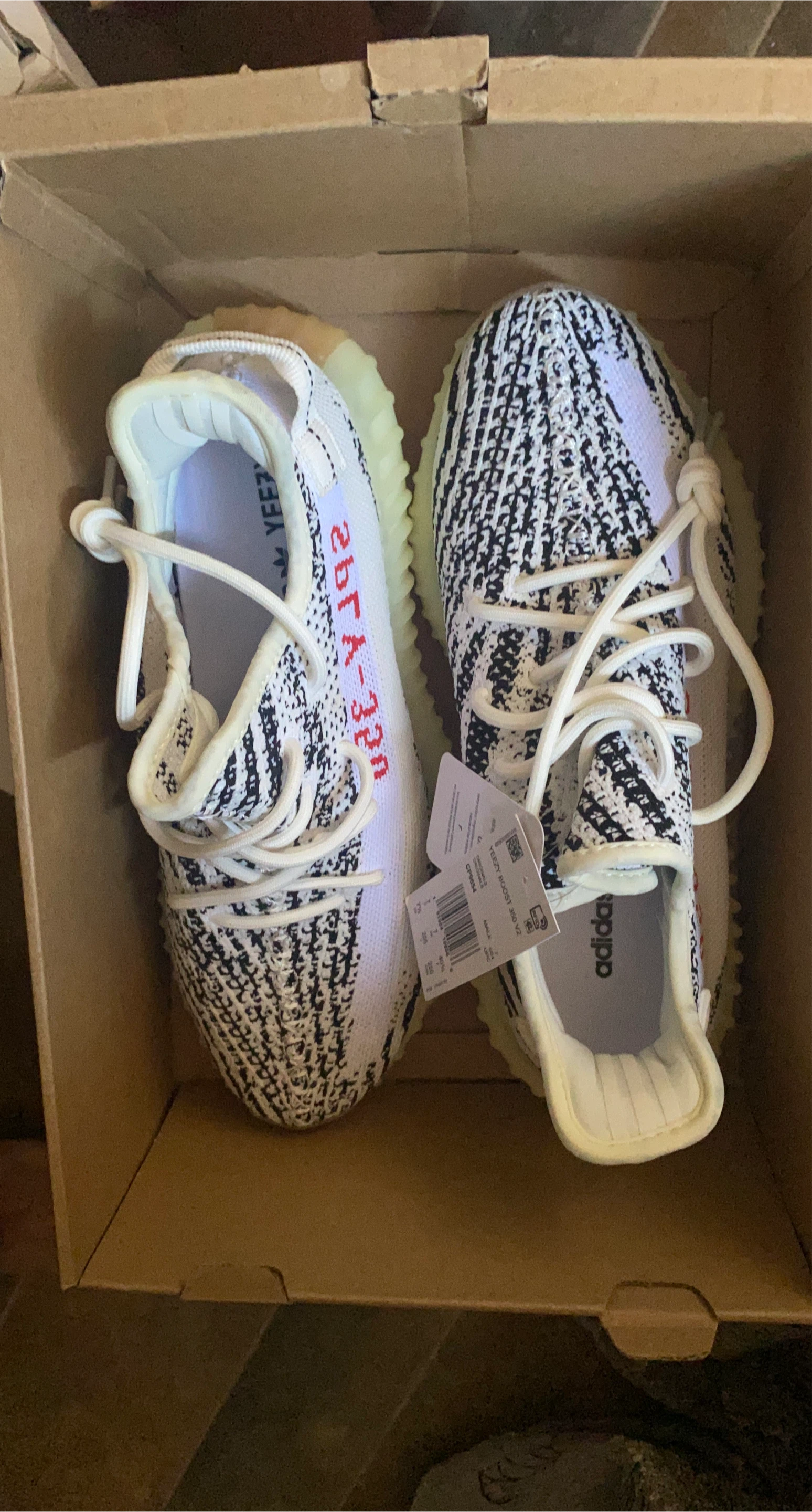 Adidas Yeezy Boost 350 V2 Zebra Size 7.5