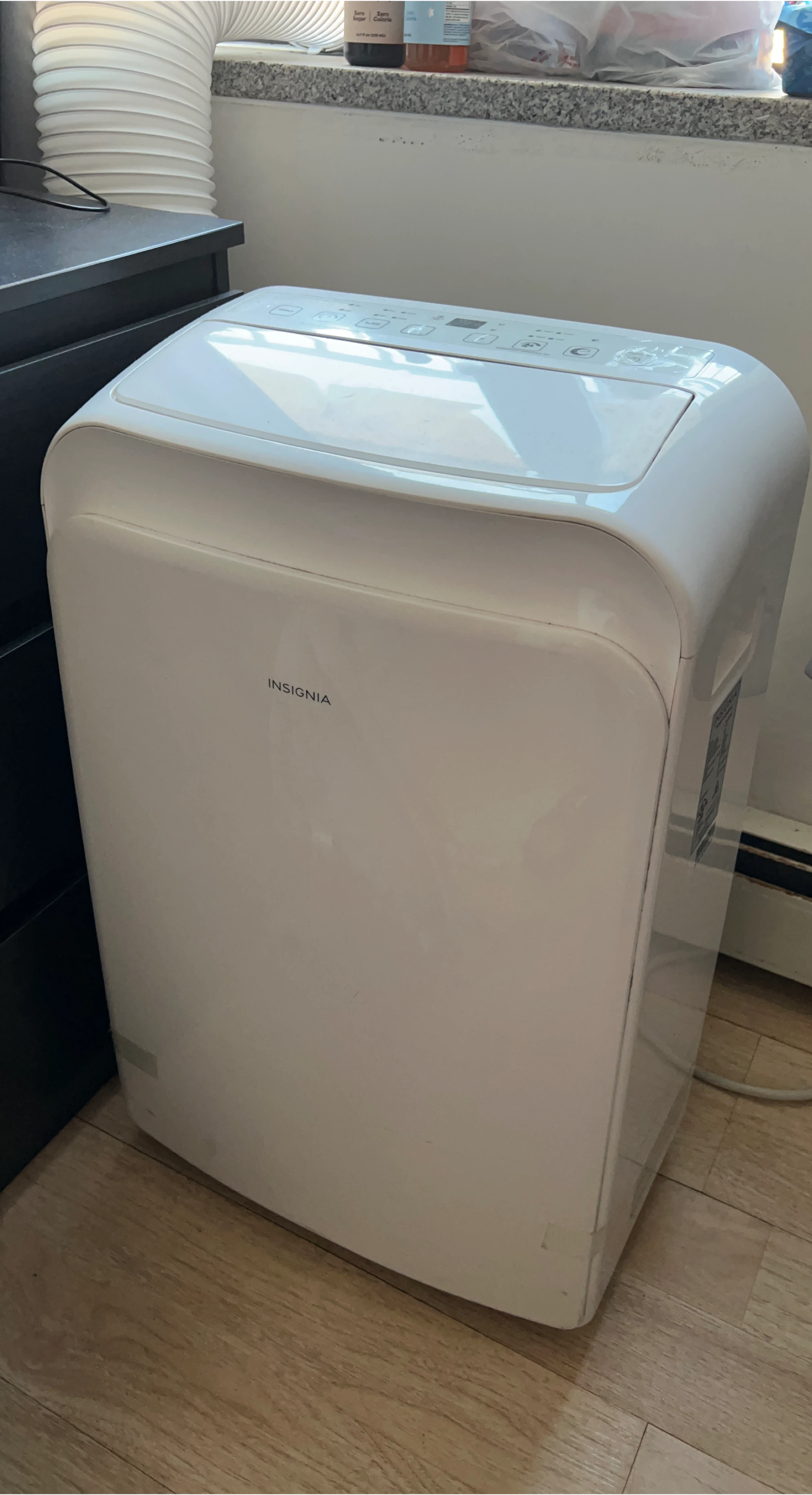 Insignia Portable Air Conditioner NS-AC07PWH1