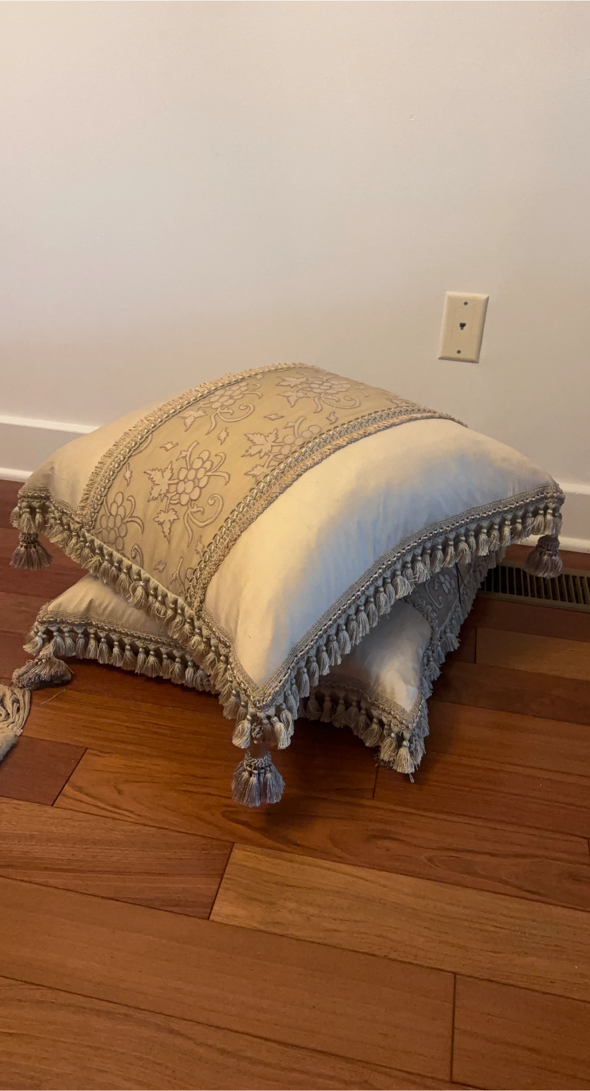 Set Of 2 Large Morrison and Company Decorative Pillow thumbnail