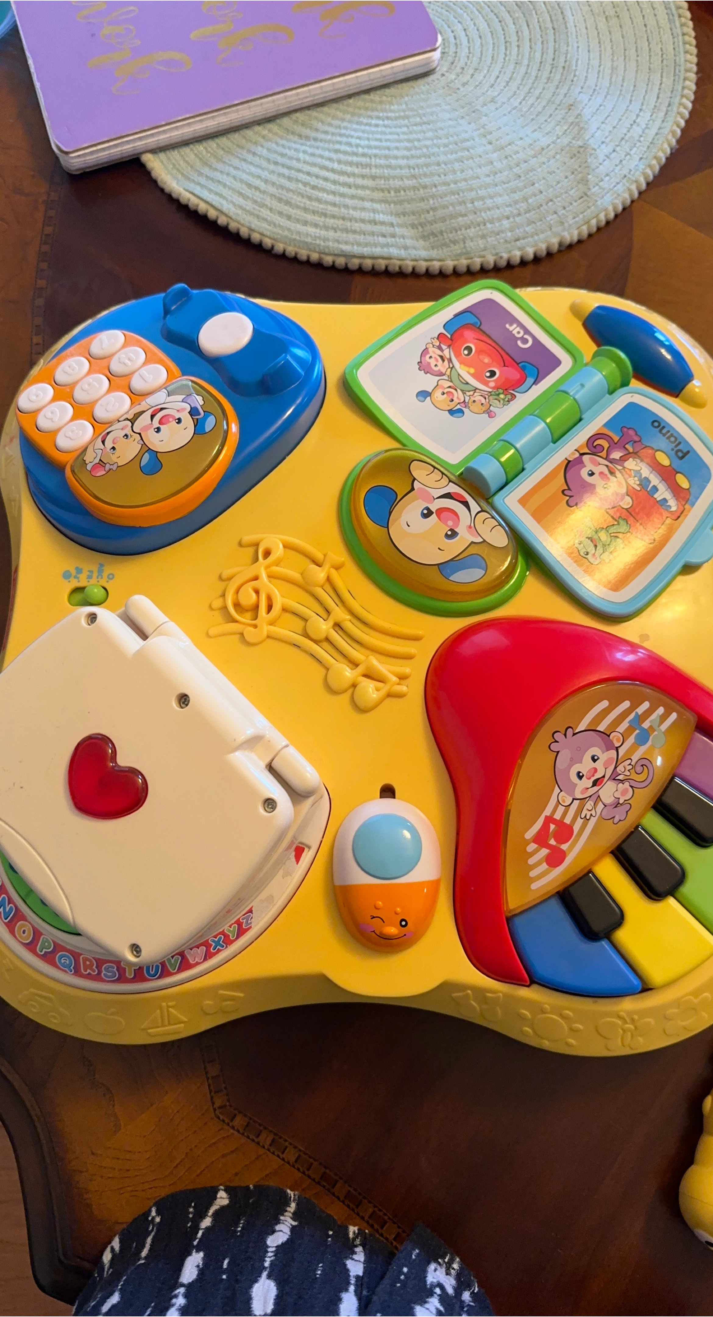 Fisher-Price Laugh & Learn Activity Table thumbnail