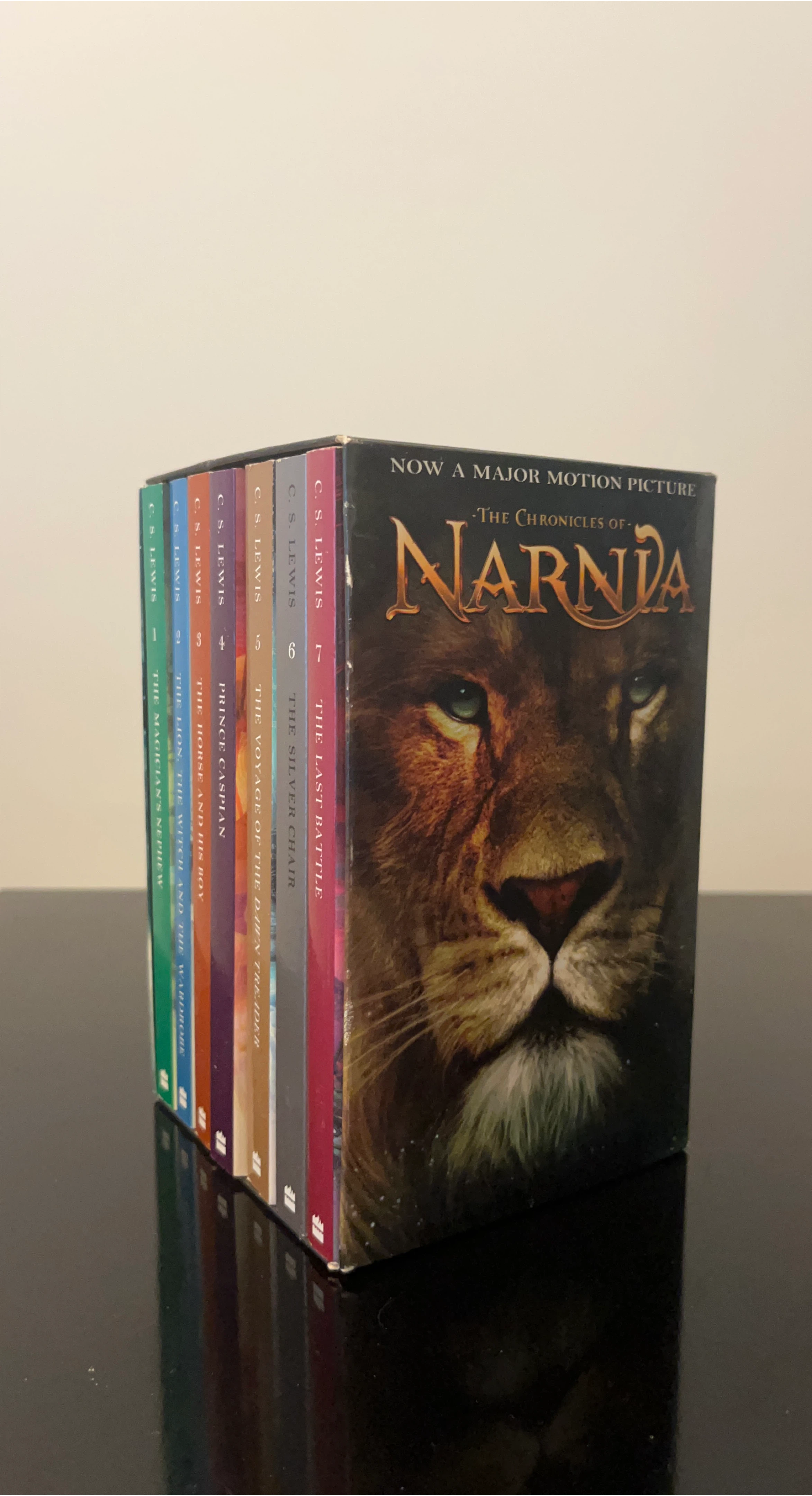 The Chronicles of Narnia - C.S. Lewis Box Set thumbnail