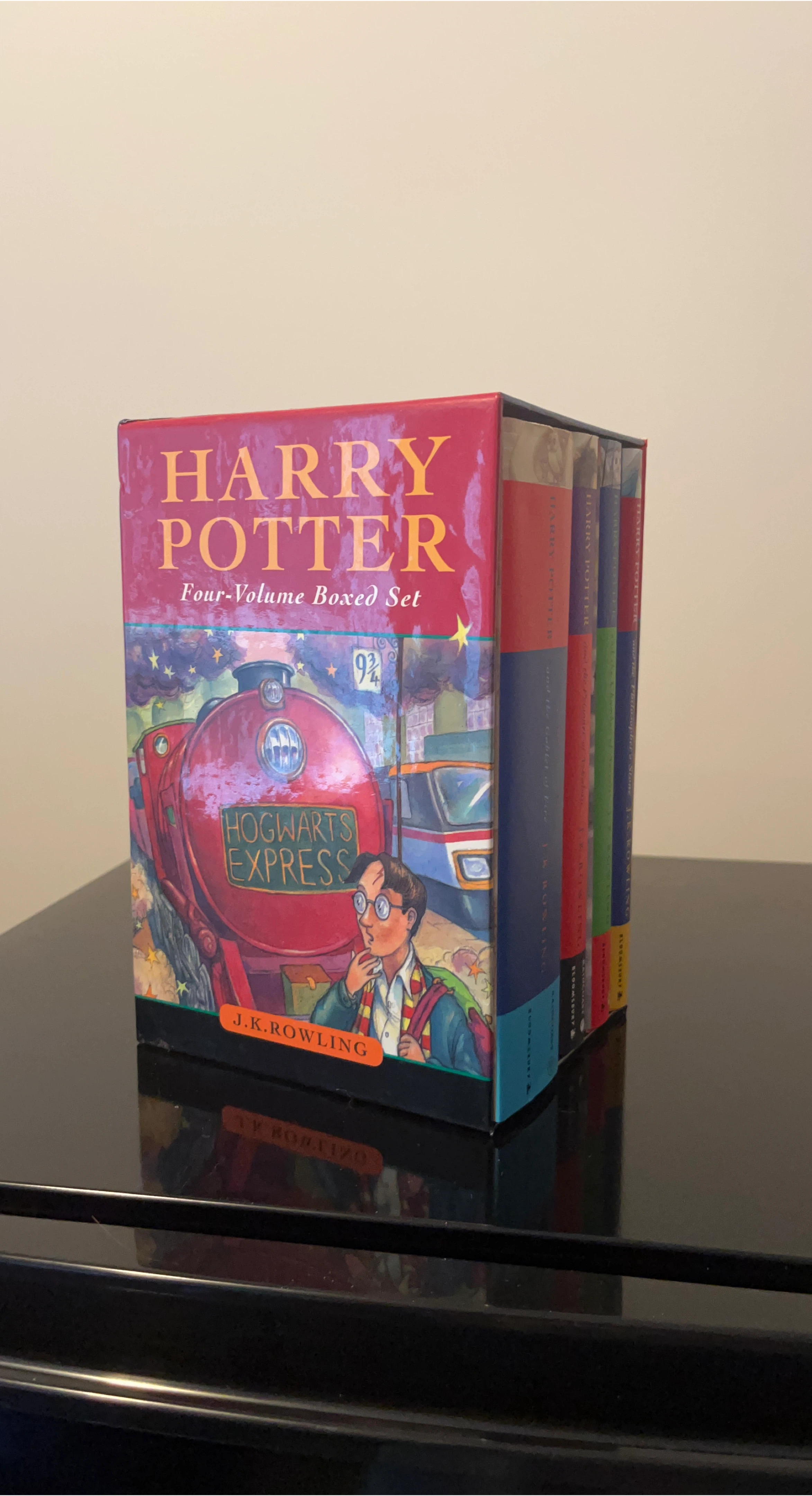 Harry Potter Boxed Set Books 1-4 thumbnail
