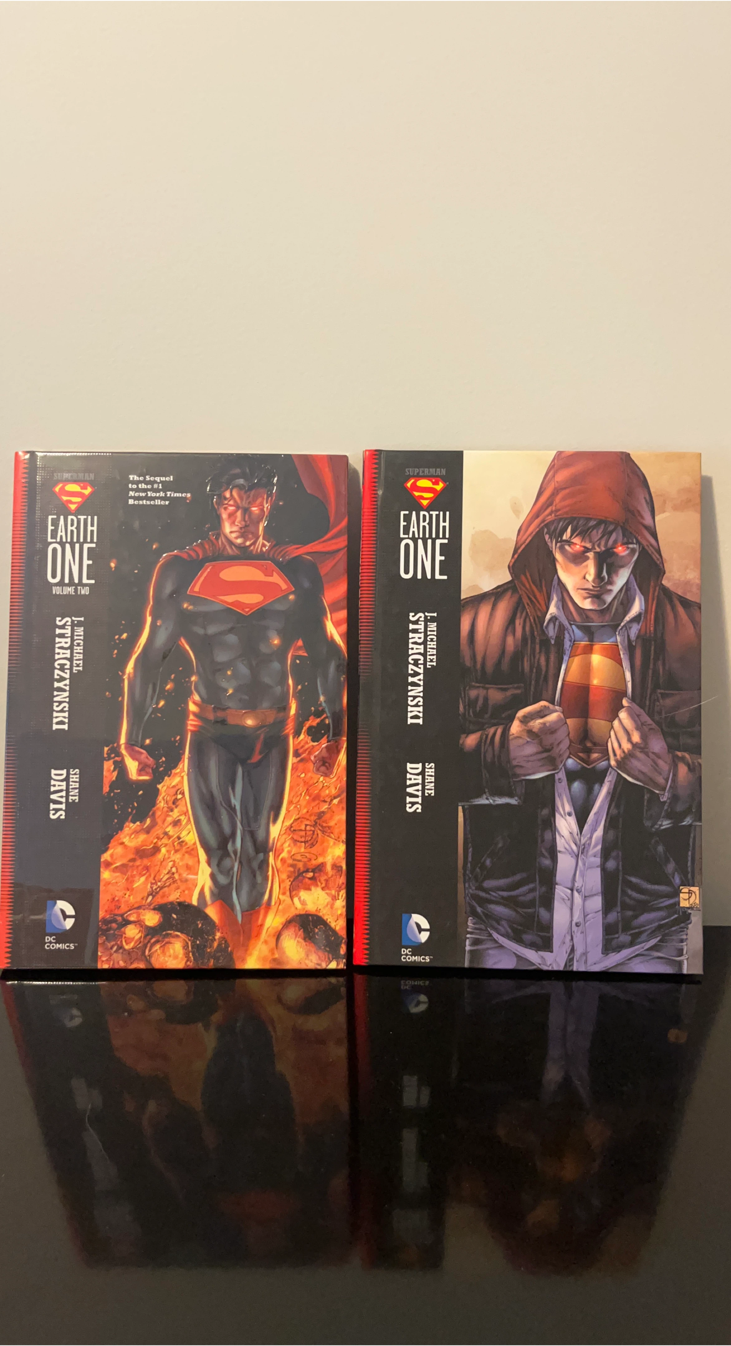 Superman Earth One Vol 1 & 2 Graphic Novels thumbnail
