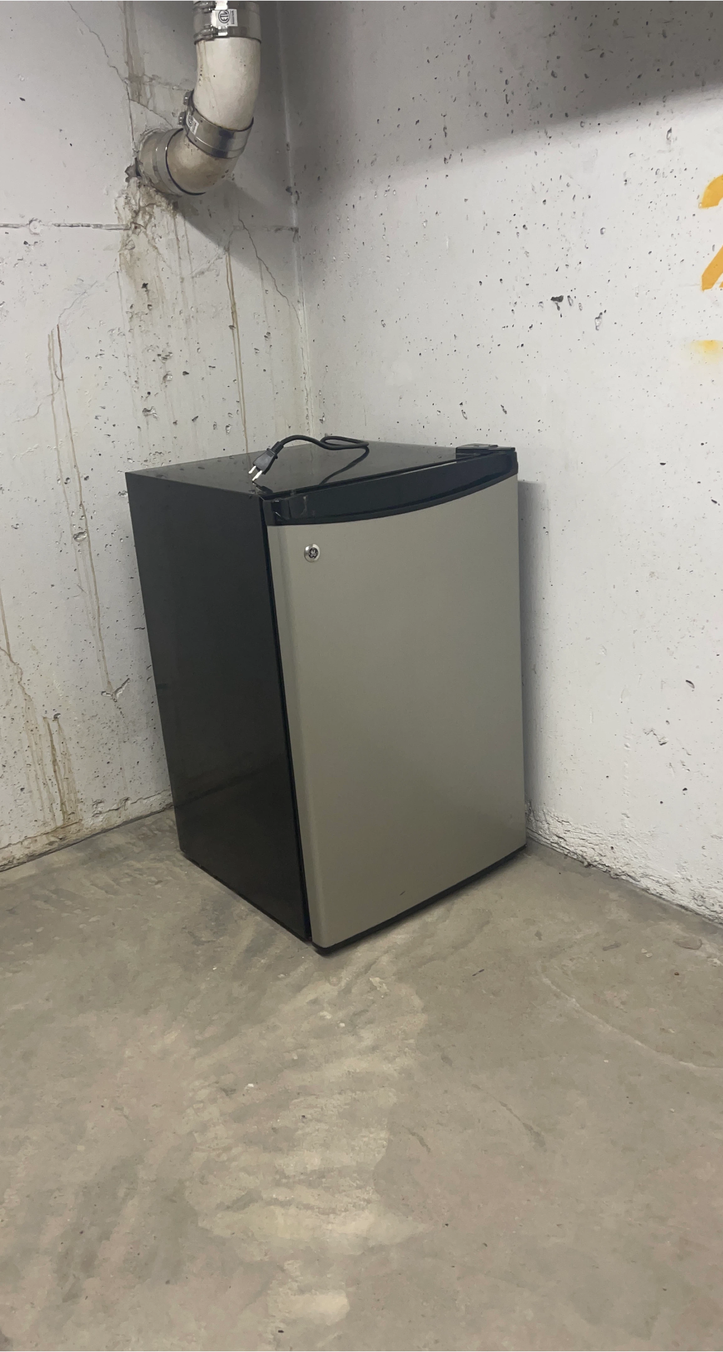 GE Mini Fridge - Black and Grey thumbnail