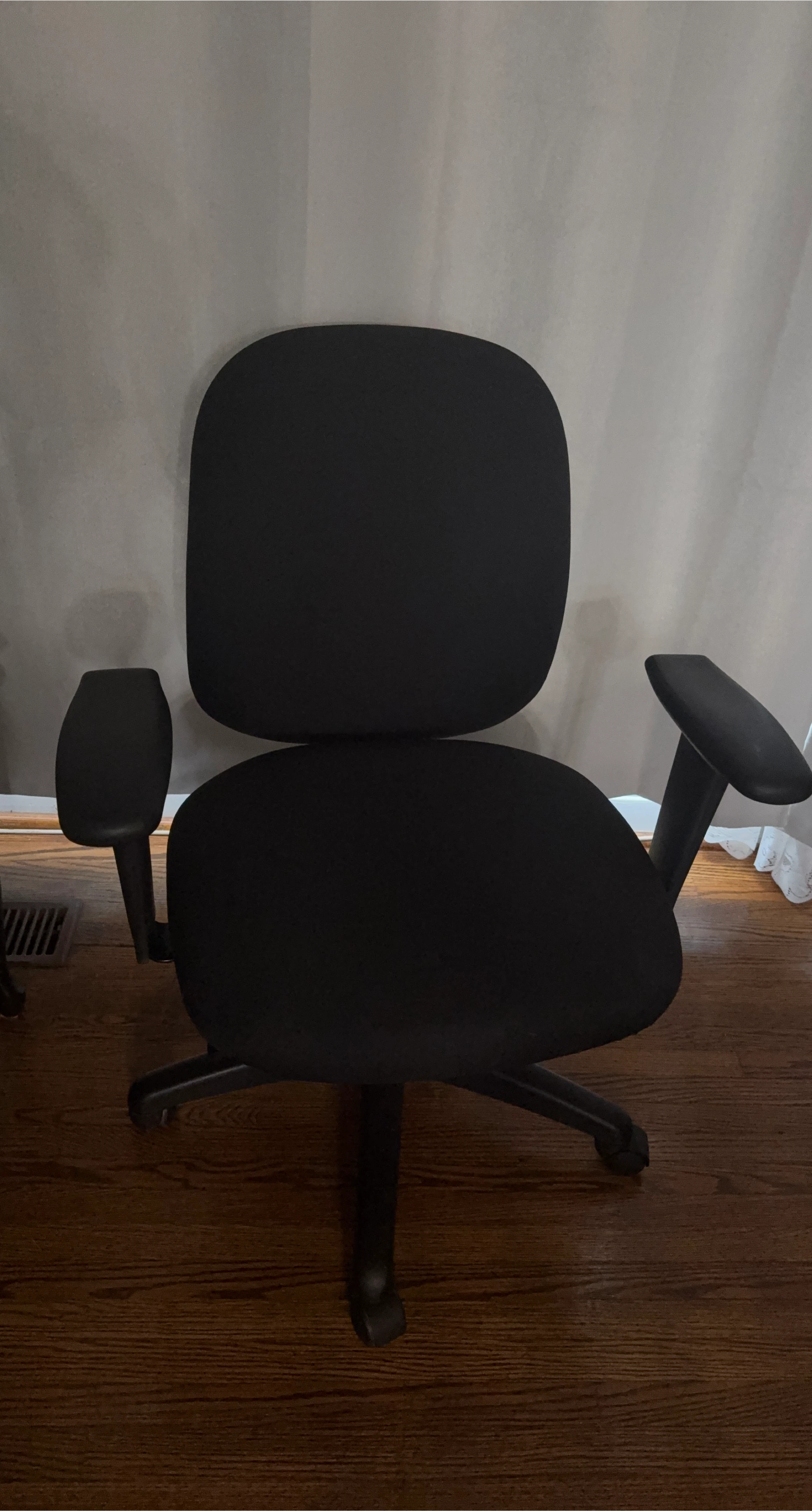 Black Office Chair with Armrests - photo 2