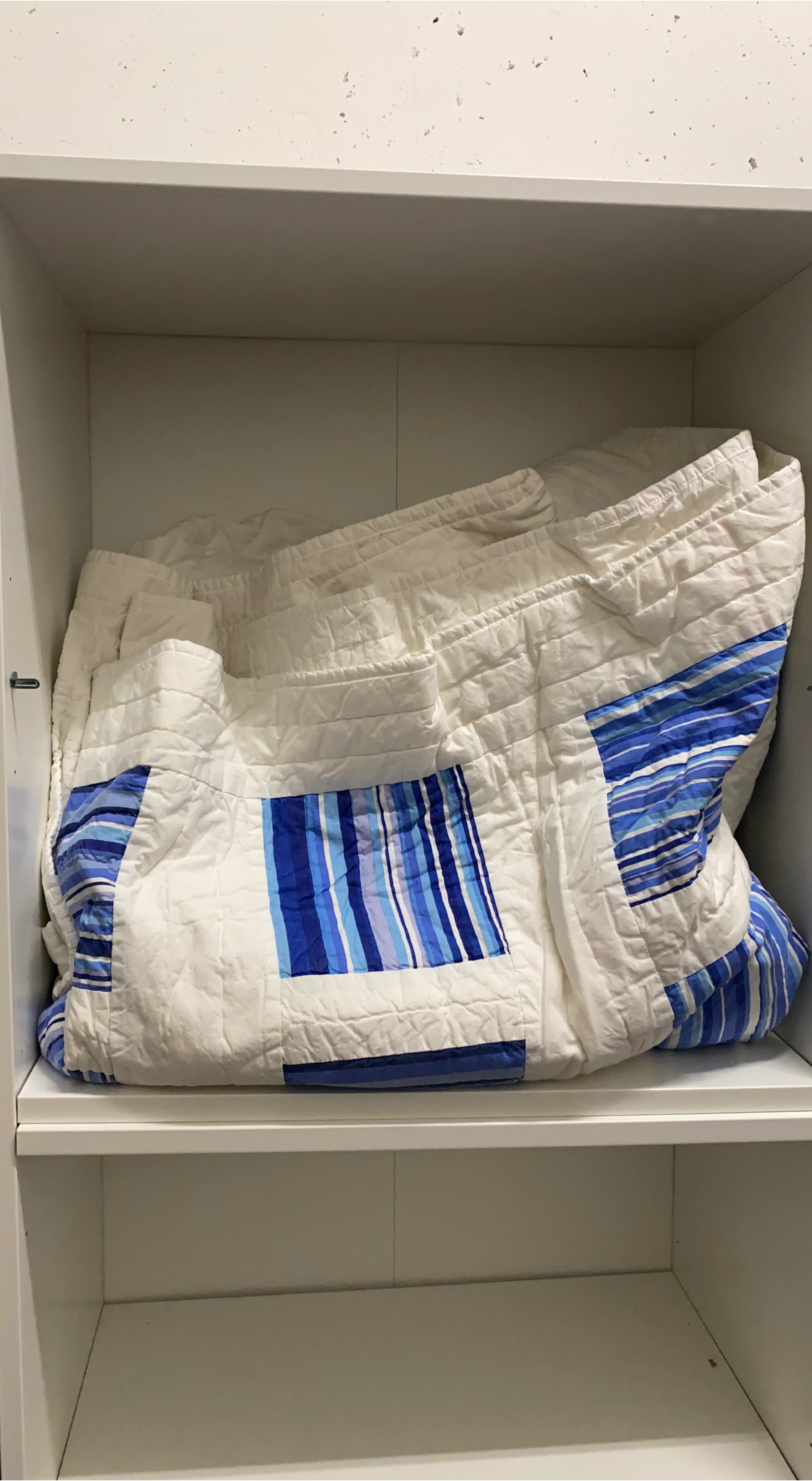 White and Blue Quilted Blanket thumbnail