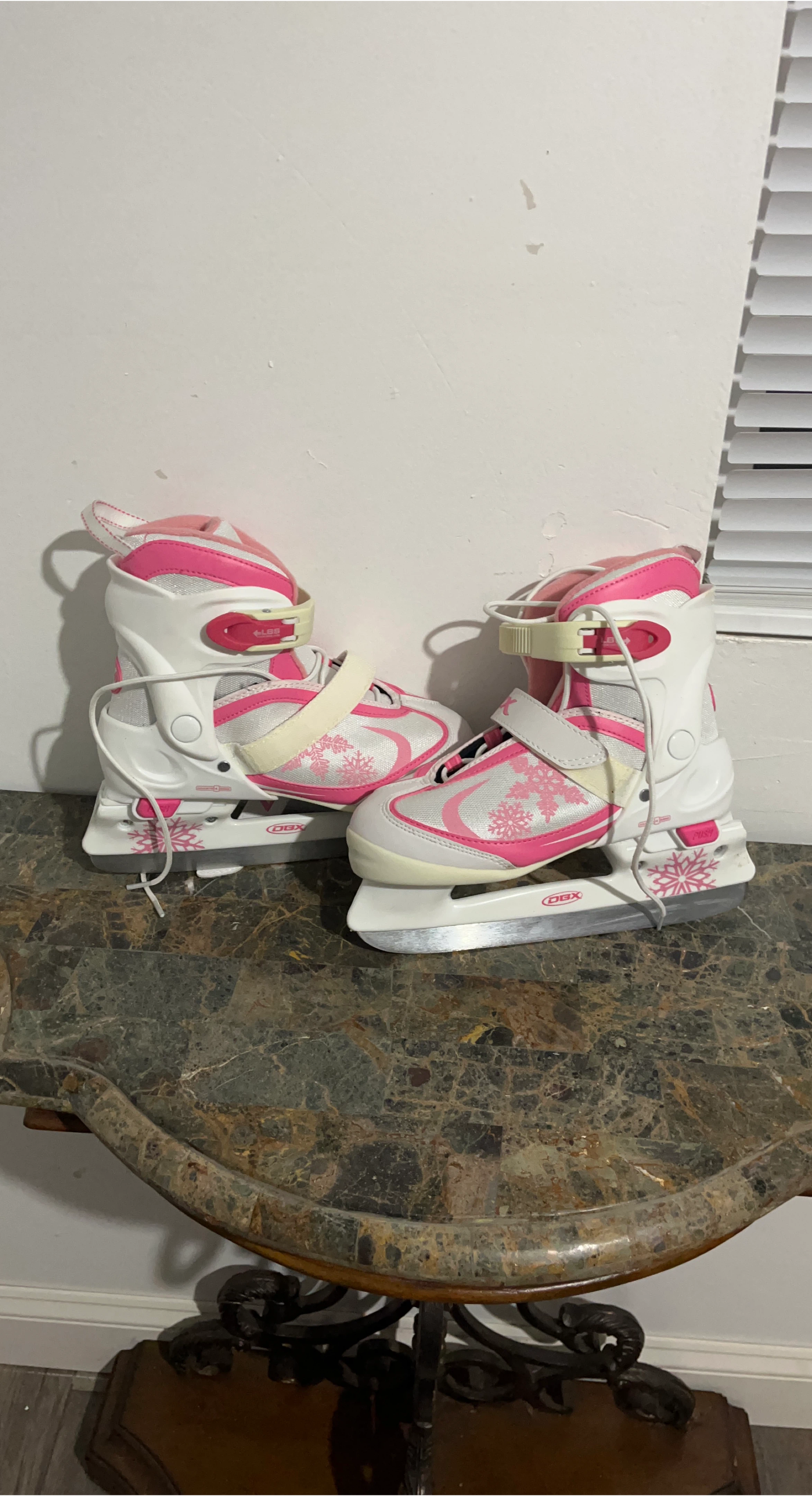 DBX Girls' Ice Skates - Pink & White thumbnail