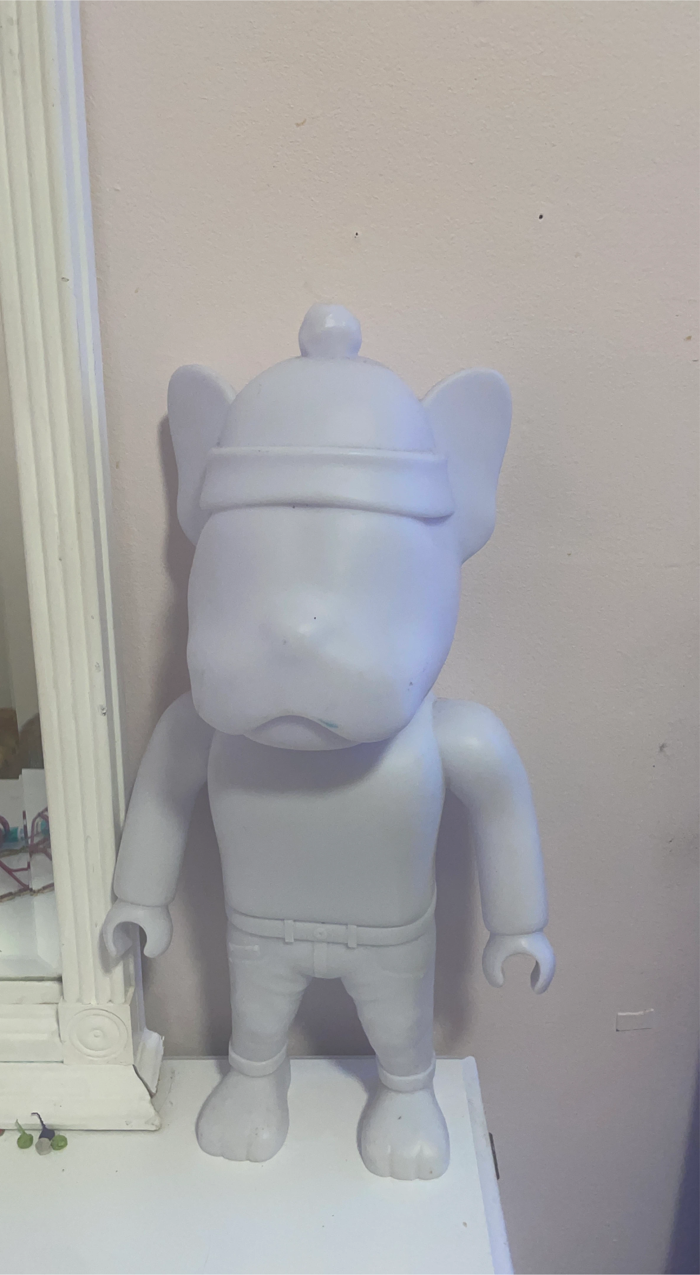 Dog Figurine thumbnail