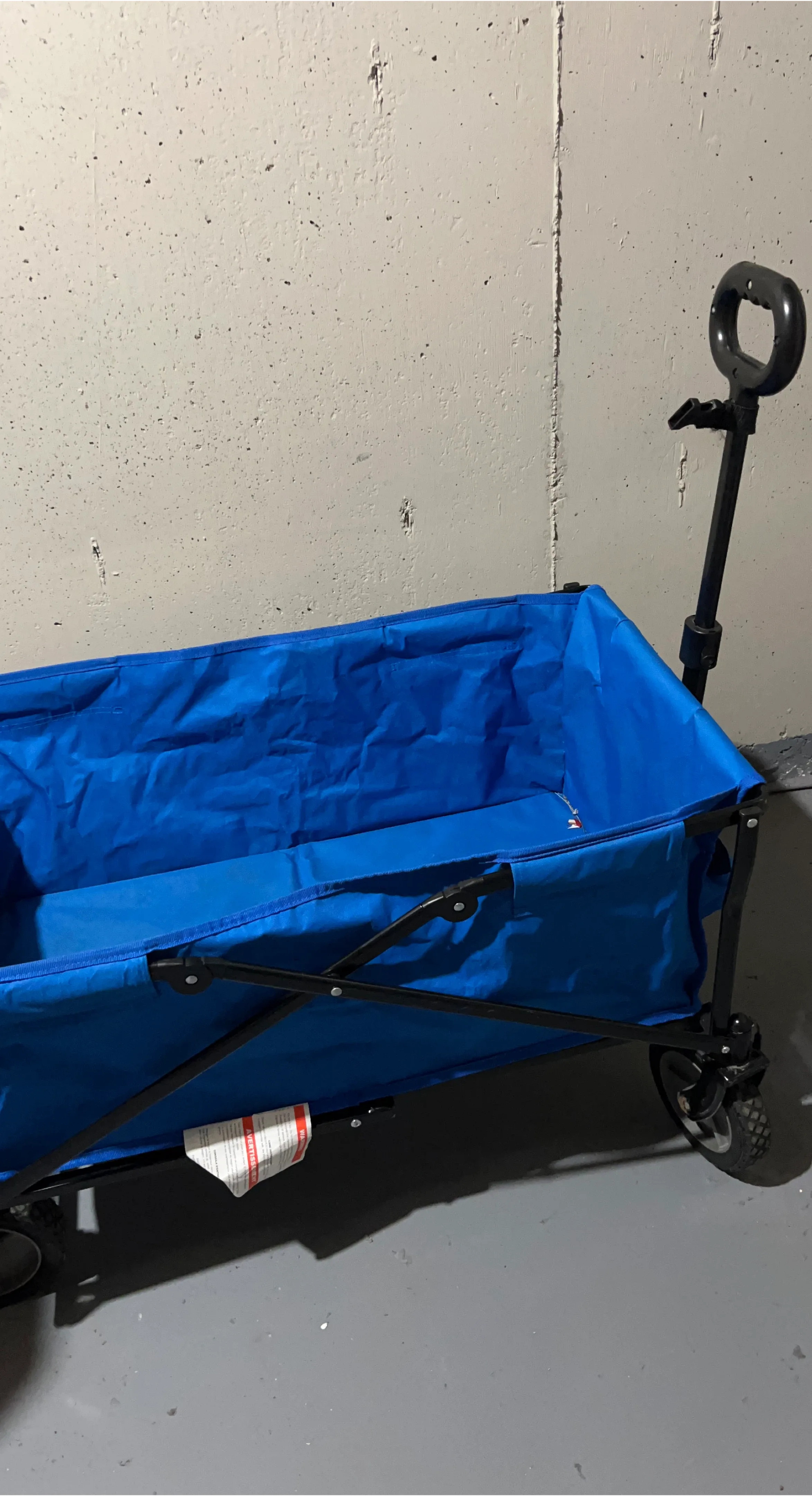 Blue Collapsible Outdoor Wagon