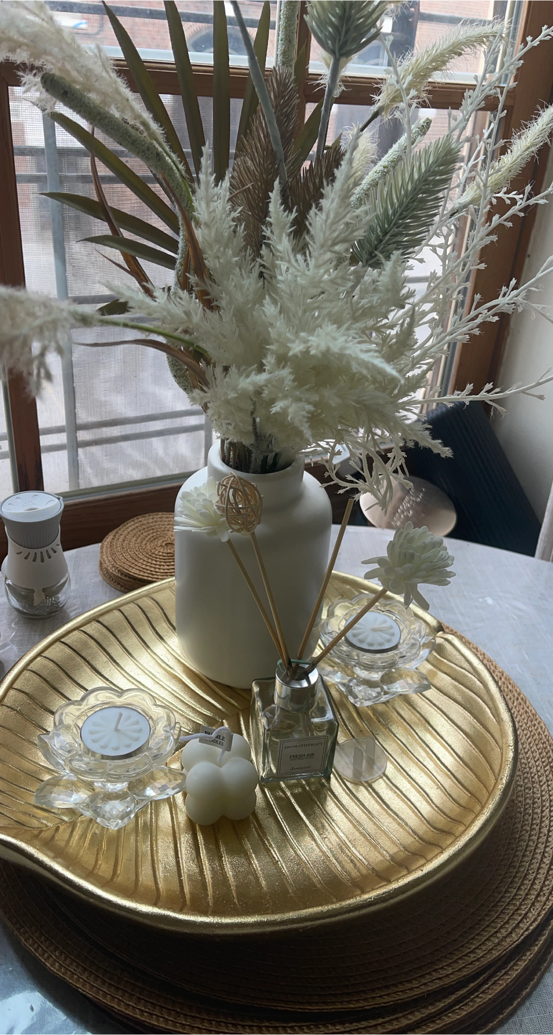 Home Decor - Reed Diffuser, Candles, Flower thumbnail