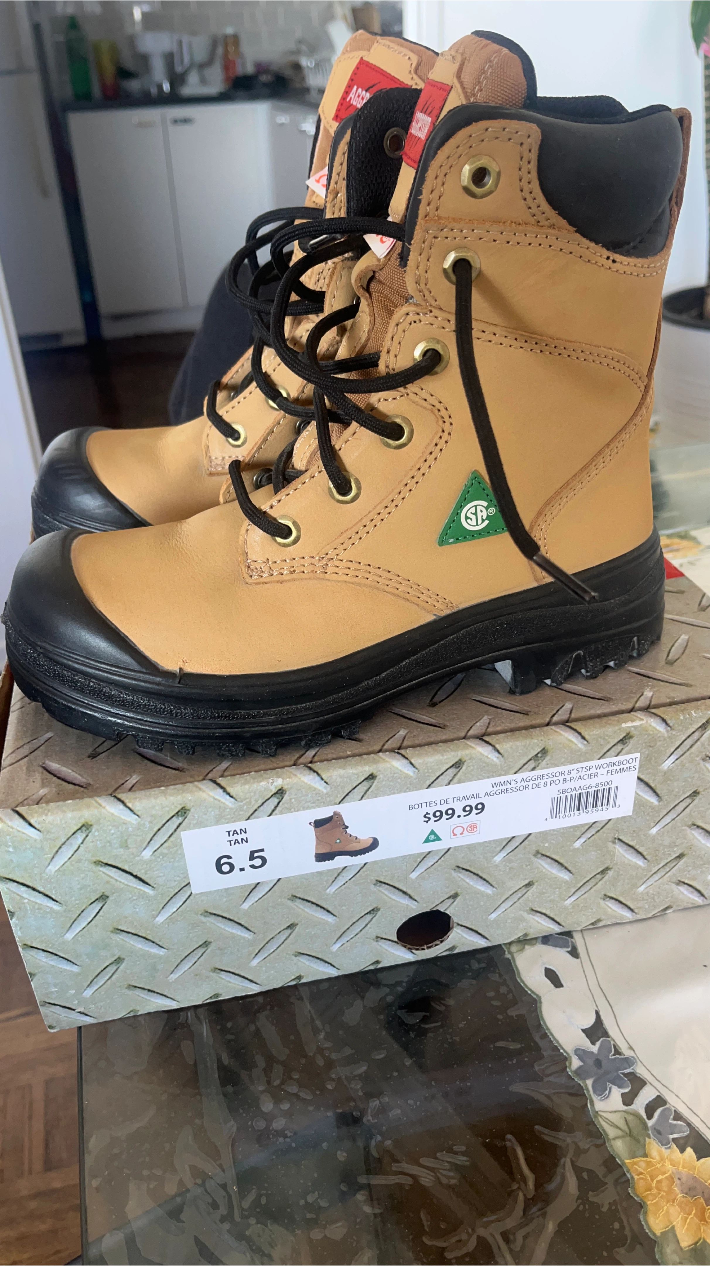 New “only used once” Aggressor Women's Work Boots - Size 6.5 thumbnail