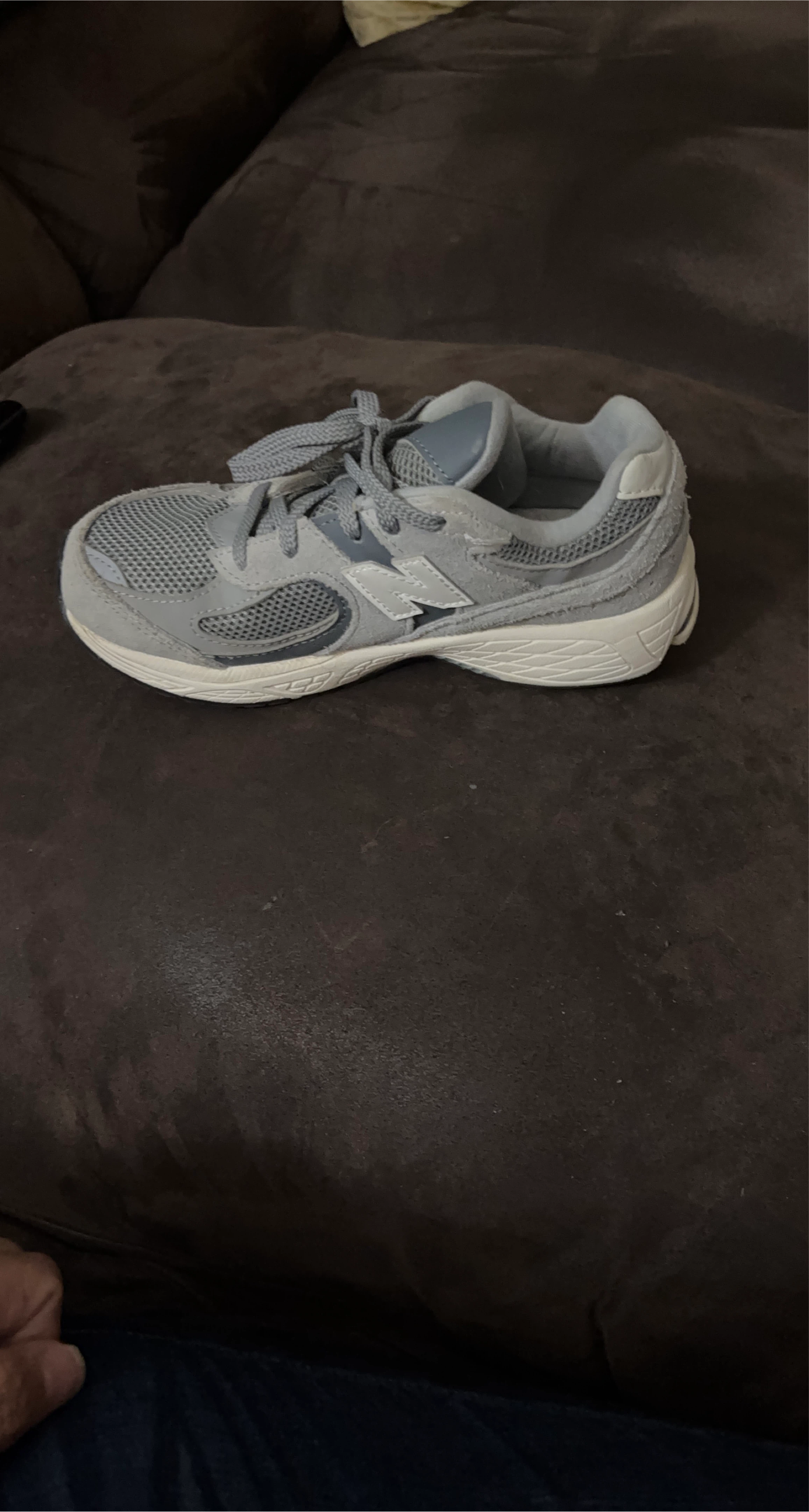 New Balance 2002R Gray Sneakers thumbnail