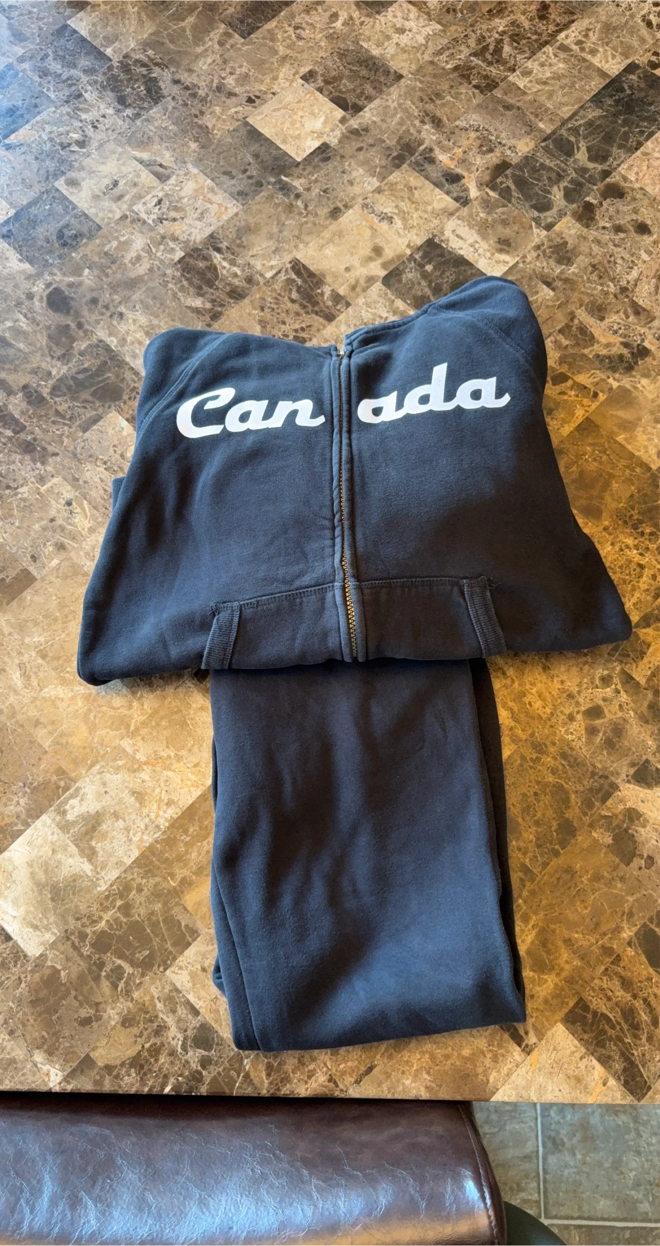 Canada Hoodie & Sweatpants Set