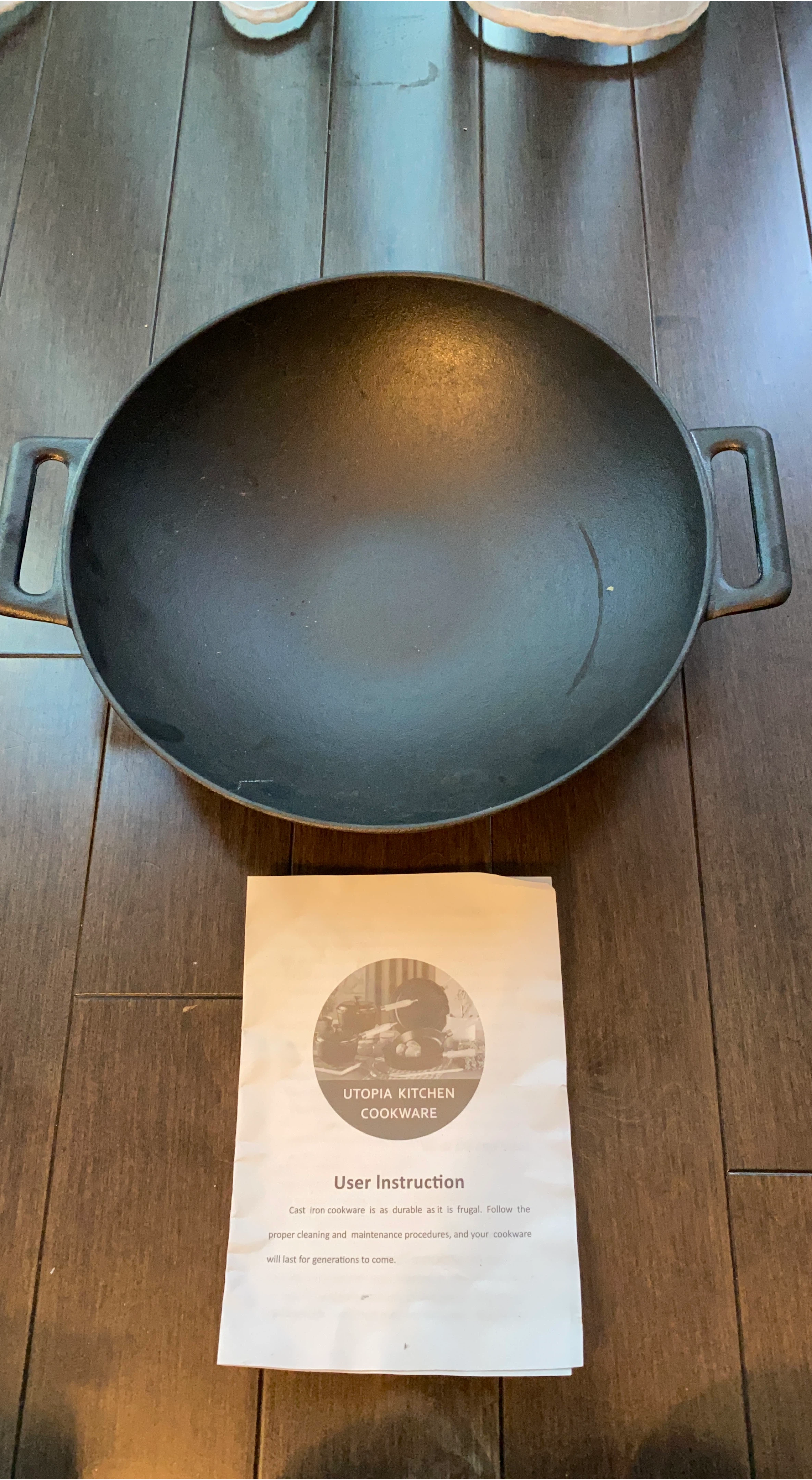 Utopia Kitchen Cast Iron Wok thumbnail