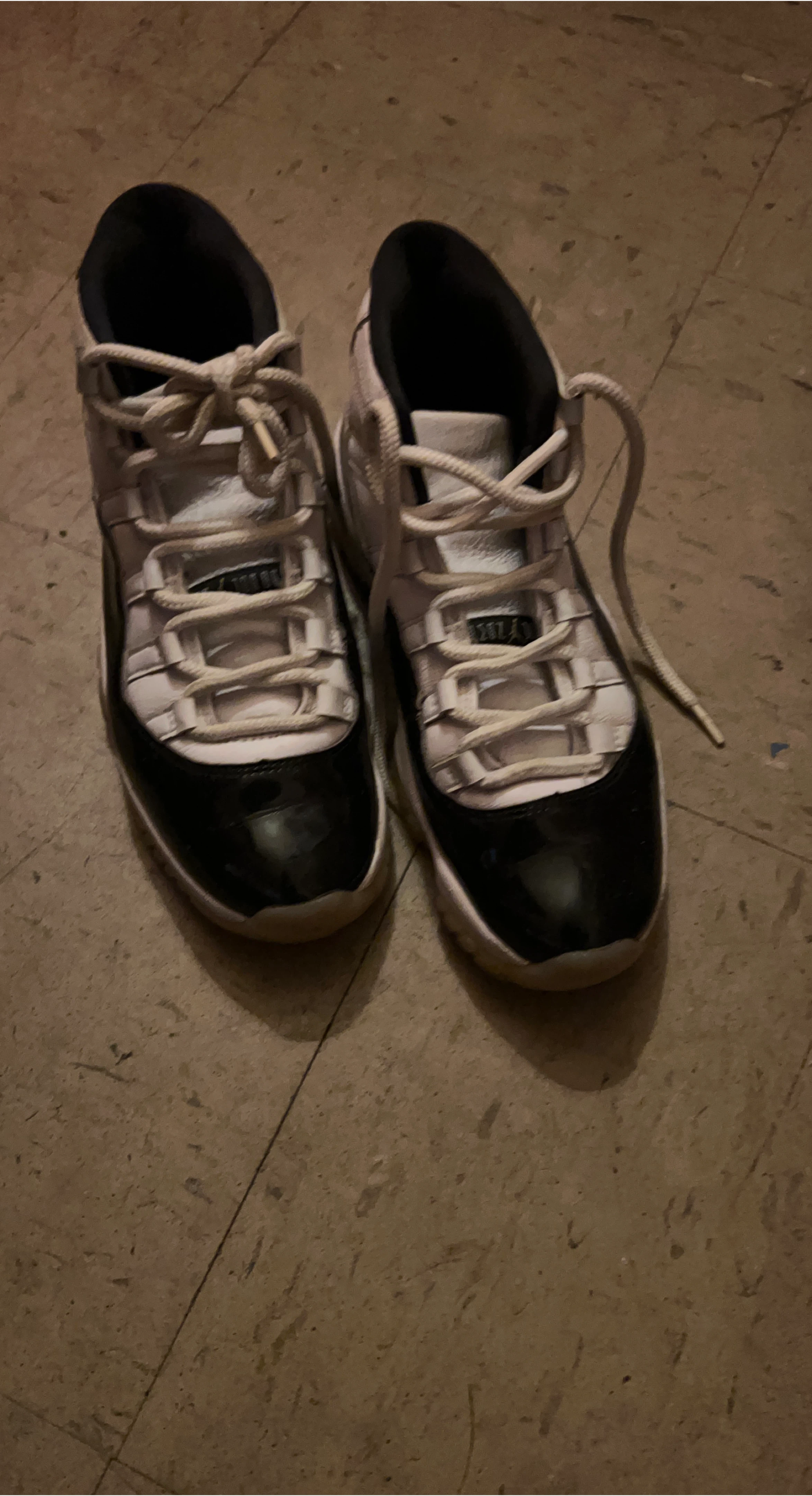 Air Jordan 11 Retro Concord image indicator(1)