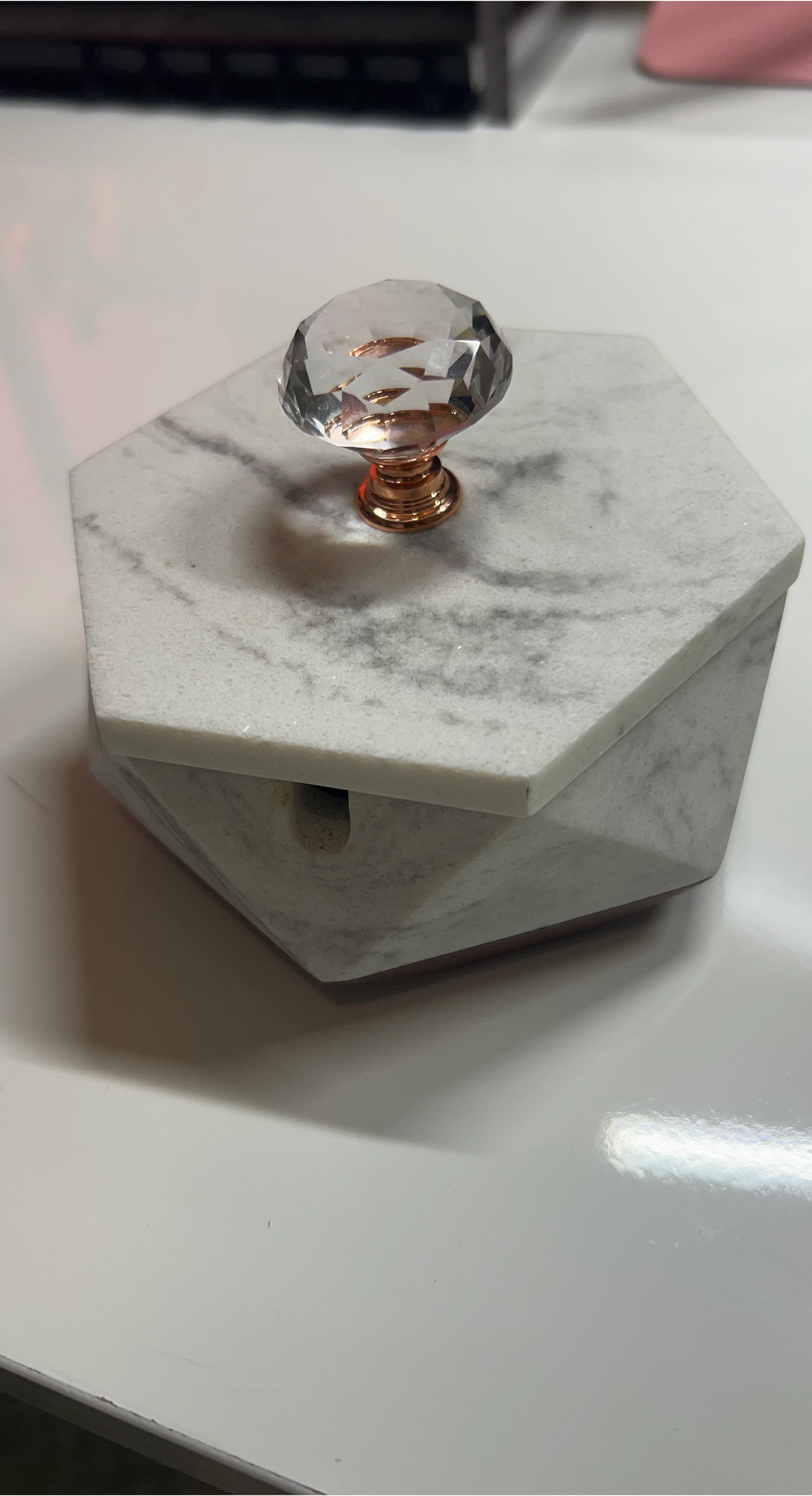 Marble Hexagon Ash Tray image indicator(1)