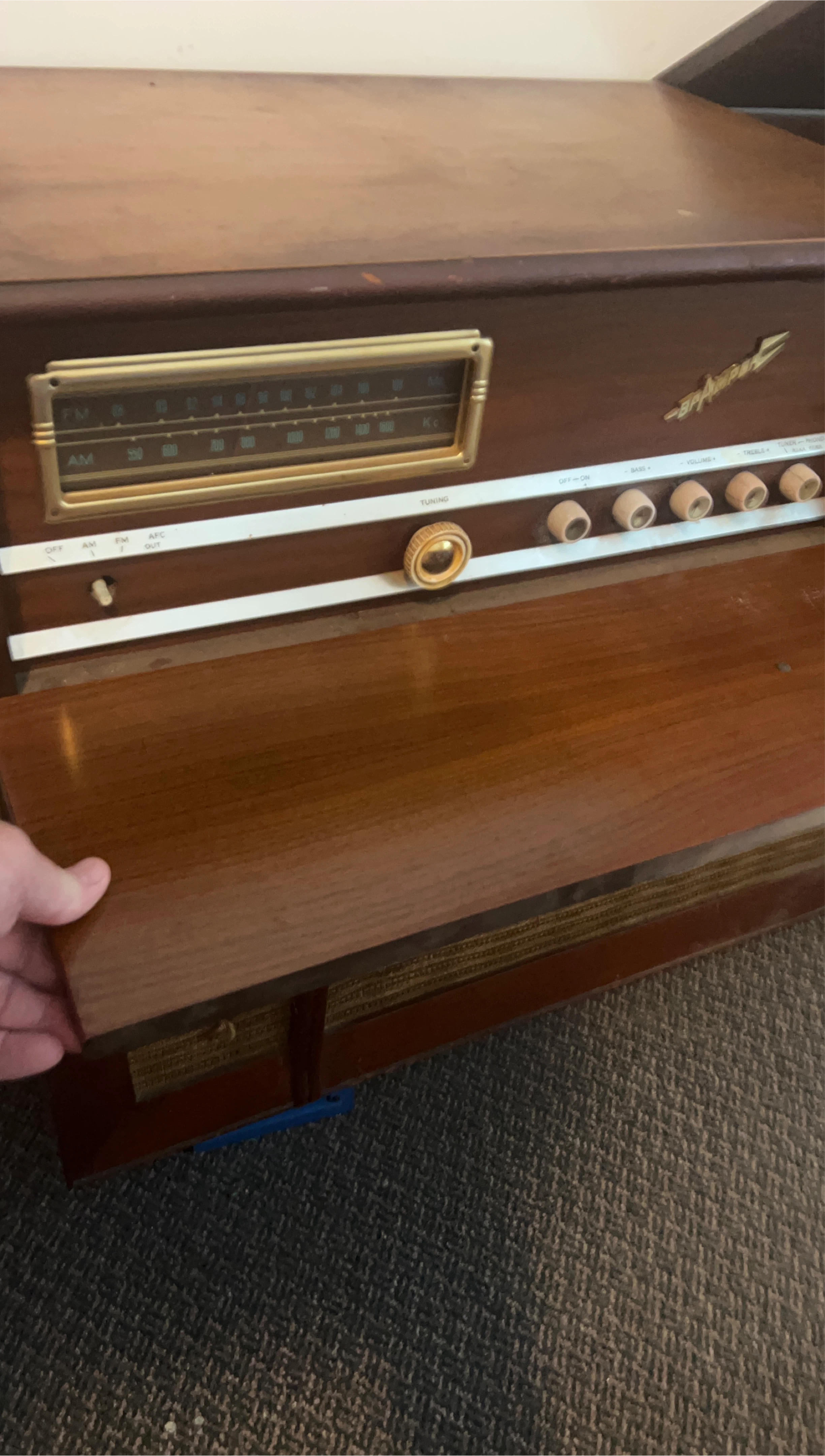 Sparton Vintage Radio thumbnail